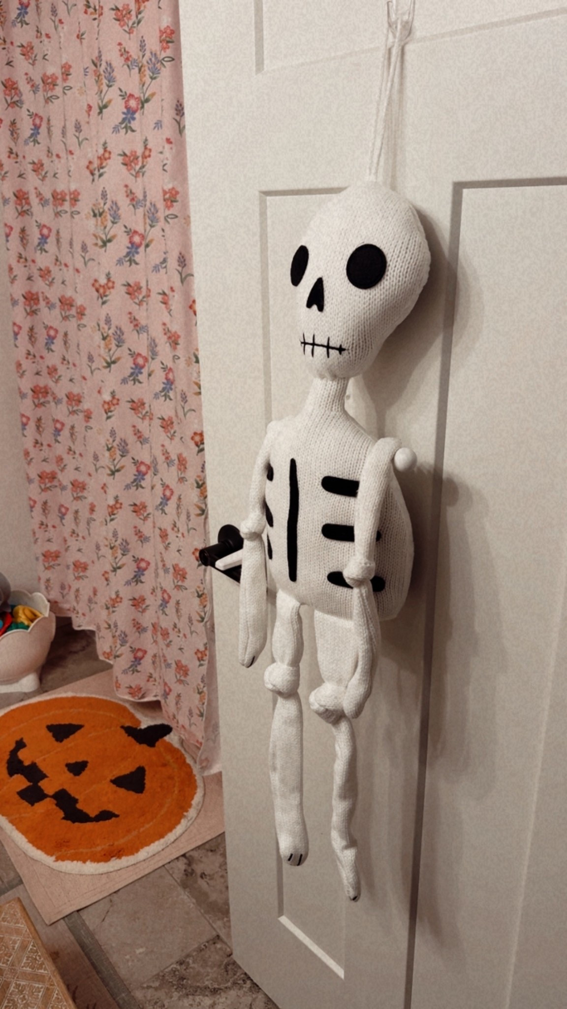 💀🛁🫧

#LTKHalloween #LTKSeasonal #LTKSaleAlert