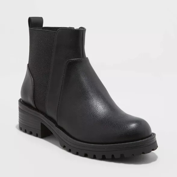 Women's Danton Pull On Chelsea Boots - Universal Thread™ | Target
