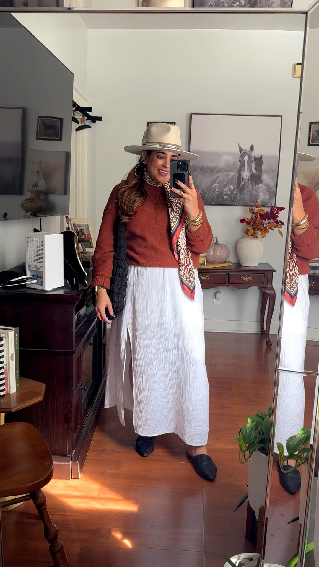 Happy Wednesday bell@s! How is your day going? I’m passing by to share this year’s OOTD to go apple picking. I love, love how it turned out!😍 Let me know your thoughts in the comments.👇 As per ushe I’ve linked a similar OOTD through the LTK App. To shop this post here is how:
.
.
.
.
.
Jewelry: JanAllureJewelry.com

#LTKSeasonal #LTKMidsize #LTKStyleTip