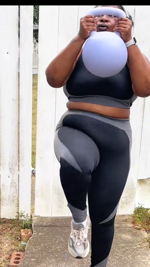 Soft Kettlebell Workout for Home Gym Strength Training 💪🏾

If you’re looking for an easy way to start strength training at home, this Merach Soft Kettlebell (25LB) is perfect for full-body workouts, core training, and lower body strength. I love using it for kettlebell swings, standing marches, and around-the-world exercises because the soft PVC material protects your floors, knees, and feet while still giving you real resistance.

This is great for beginner kettlebell workouts, low-impact fitness, home gym essentials, and women’s strength training. The stable base and comfortable handle make it ideal for functional fitness, muscle toning, glute workouts, and core strengthening routines—no gym membership needed.

Perfect for at-home workouts, weight training for women, full-body conditioning, and affordable fitness equipment that actually works.


#LTKHome #LTKActive #LTKfitnessgoals