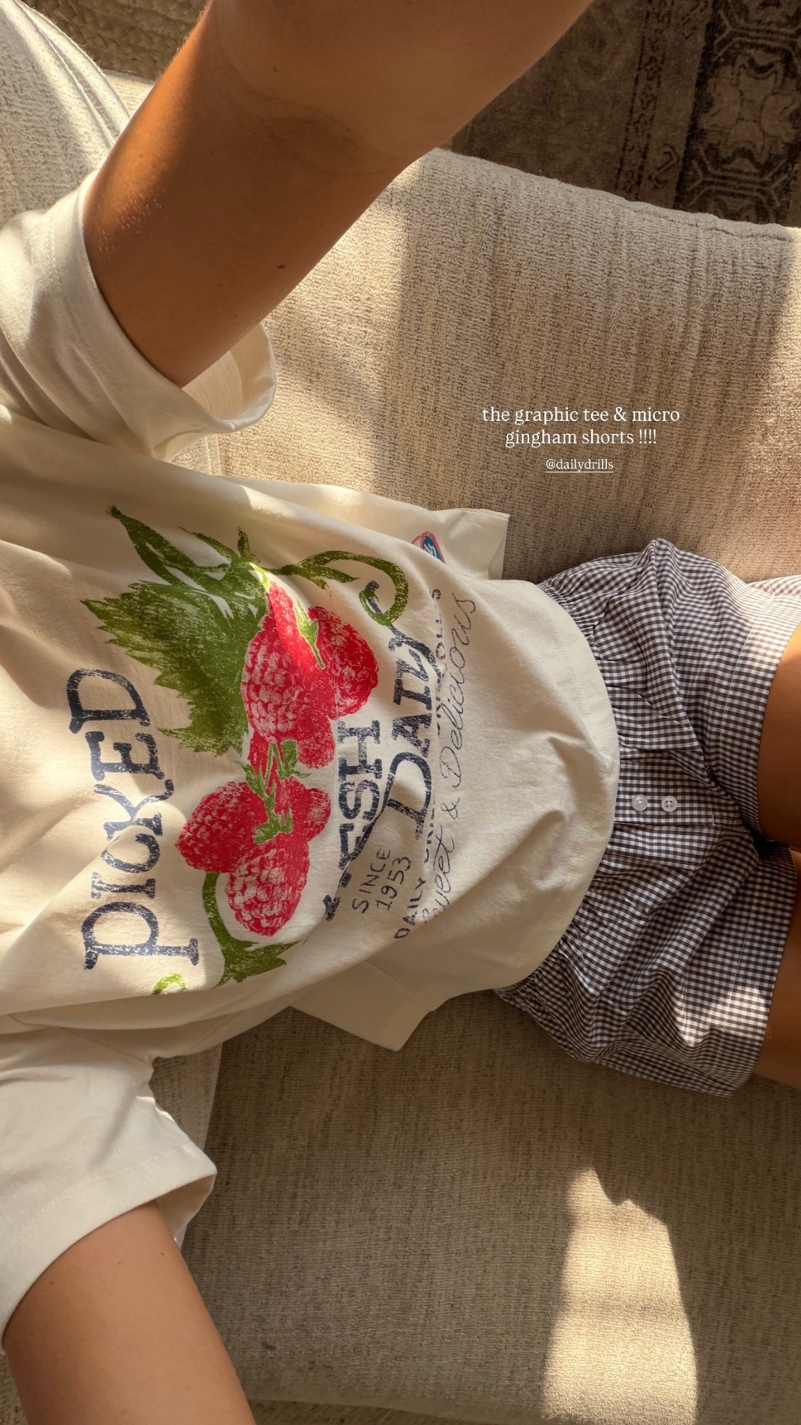 @dailydrills  the graphic tee & micro gingham shorts !!!!