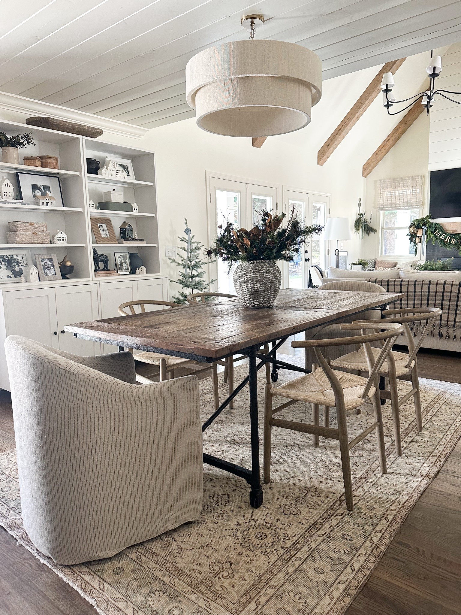 Dining room, holiday home, dining chairs 

#LTKSeasonal #LTKSaleAlert #LTKHome