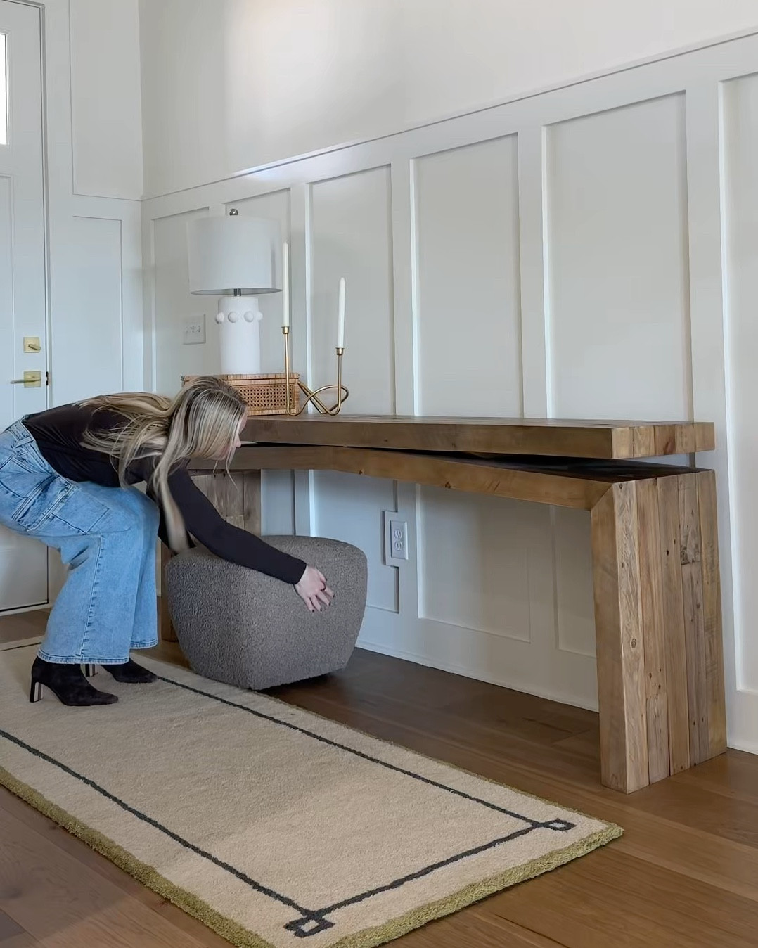 My most asked about entryway piece is the Henn console table — sharing it again along with everything styled on top. Also linking a few similar options if you want the same look for less. 🤍

#LTKHome #LTKSeasonal #LTKSaleAlert