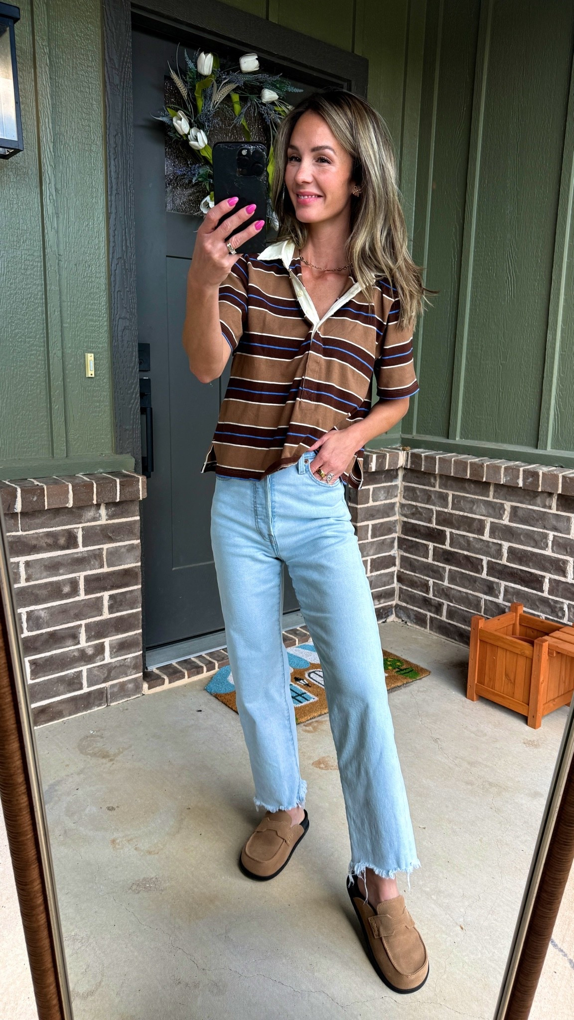 Small in top, jeans are so good! Size down 1-2, stretch after a few wears. 

#abercrombie #rugbytop #fallclothes #levis #ribcagelevis

#LTKootd #LTKPetite