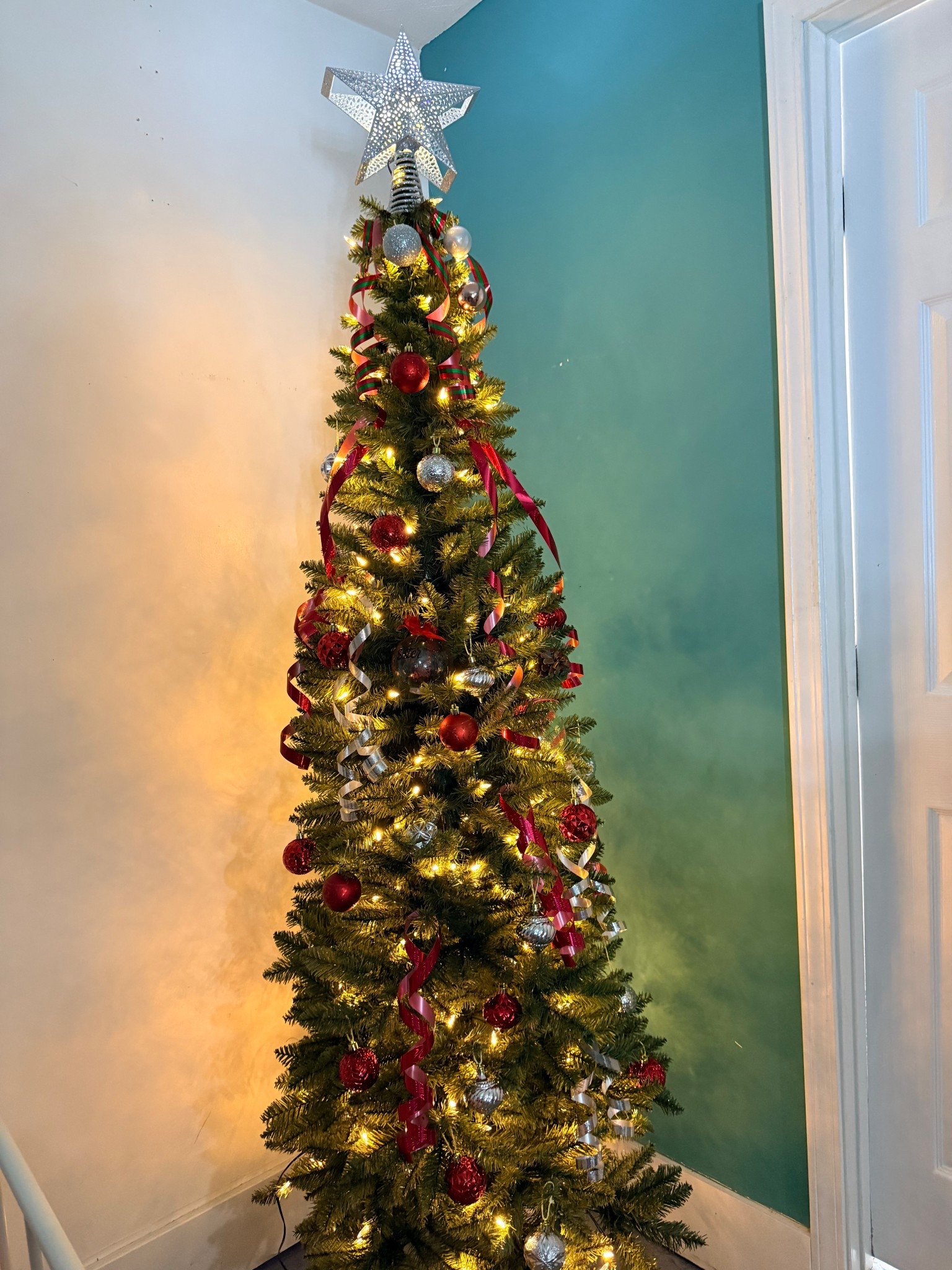  am LOVING our Christmas trees this year!!! 🎄✨
They turned out sooo beautiful and cozy — the lights, the ornaments, everything feels pure Christmas magic!! ❤️🎅🏾
Linking all our tree decor and favorite holiday finds!! 🛍️

#ChristmasDecor #ChristmasTree #LTKHoliday #CozyChristmas #HolidayHome #FestiveVibes #ChristmasAesthetic #LTKHome #ChristmasMagic #HolidaySeason

#LTKHome #LTKHoliday #LTKSeasonal