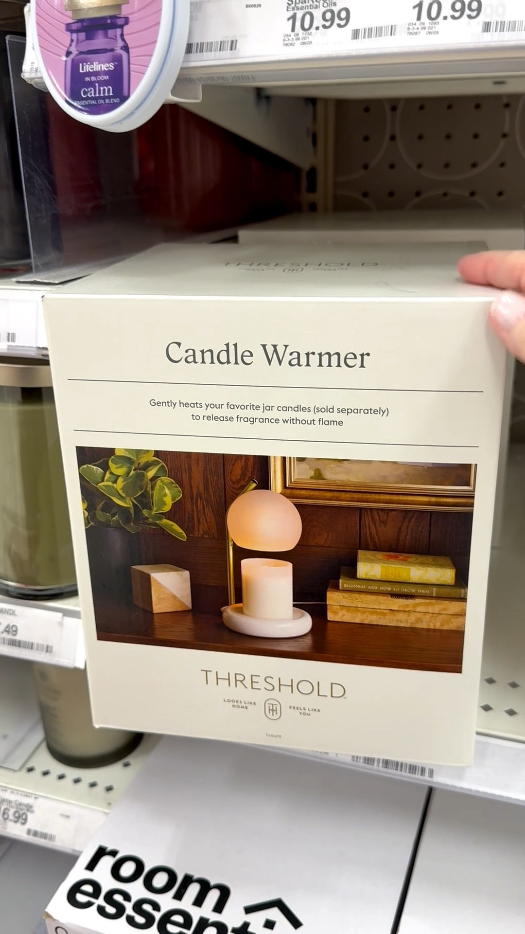 This is the candle warmer I picked up as a last-minute gift along with a couple candles (I’ll link the two I purchased). Scent is so personal, which is why I decided to pick up two candles so my friend has options. This candle warmer has a pretty frosted glass shade. This is a nice neutral design, and allows you to keep your fave candles for longer.

And if you’re a mosaic artist, this is a fun thing to have in your studio space. I love mine and give it credit for putting me in a good mood when I can smell my candles warming. For mosaic tips, tutorials + inspiration please visit my YouTube channel: YouTube.com/julieweilbacher. Follow @julieweilbacher on Instagram for all things mosaic art.

#candlewarmer #candlelamp #candlelight #apartmentliving #smallspaceliving #mosaic #target #candles #lastminutegiftsforher #hostessgifts #giftsforher

#LTKGiftGuide #LTKFindsUnder50 #LTKHome