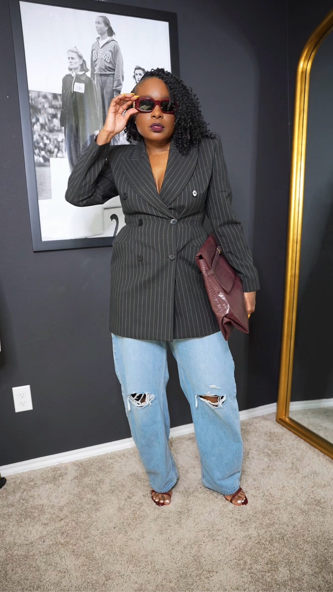 LSOTW: Add Weight Where you Need Authority …Follow for weekly look strategies

👖: @gap 
🧥: @zara 
👠: @amazon 
👜: @hm 
🕶️: @versace 

#WhatIWore 
#SincerelyGerine
#TheLookStrategist
#LSOTW

#LTKgrwm #LTKootd