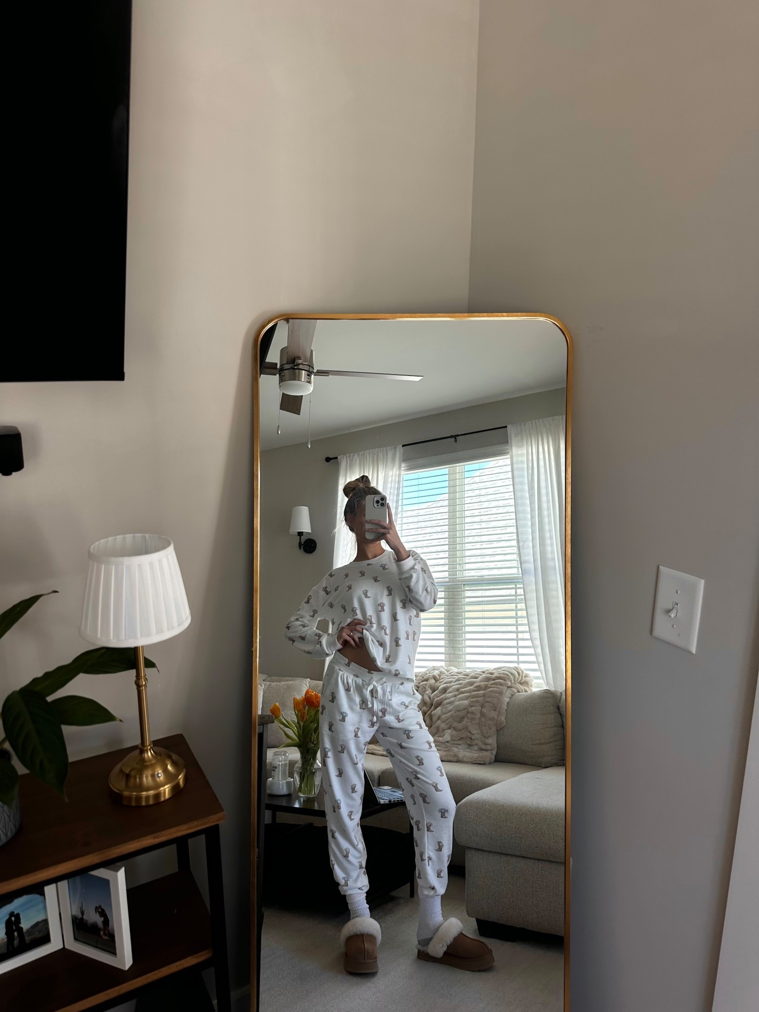 comfiest coziest pjs wow 

#LTKmorningroutine #LTKdayinmylife #LTKgrwm