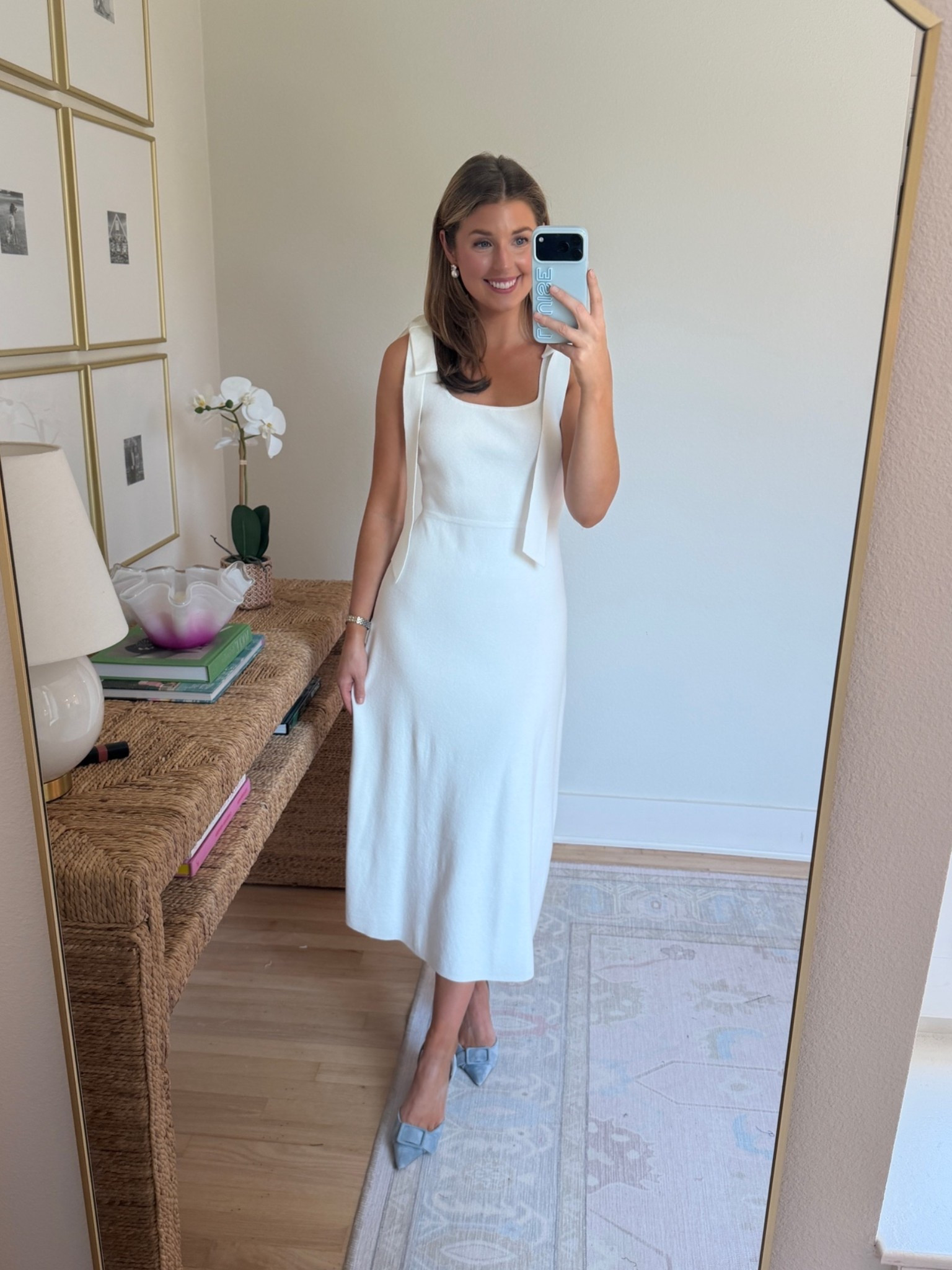 Cute and affordable white midi! Wearing a S
