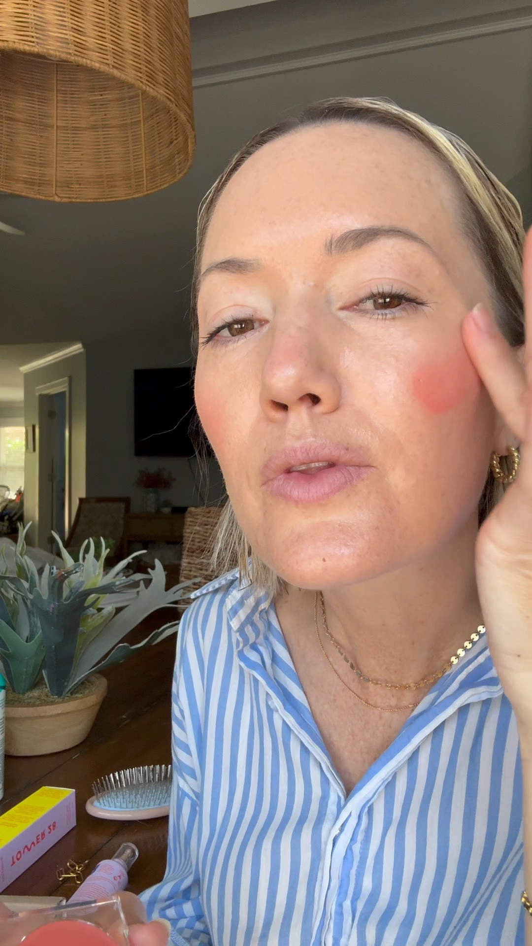 40 year old over here with the most simple makeup routine that gives a great glow!

Sunny days skin tint in 20 Mulholland
Swipe serum concealer in 7.5 lad
Mascara in Jet
BeachPlease cheek balm in Rush Hour
Lip pencil in Check Me Out
Lip jelly in Pistachio

#LTKBeauty #LTKOver40 #LTKgrwm