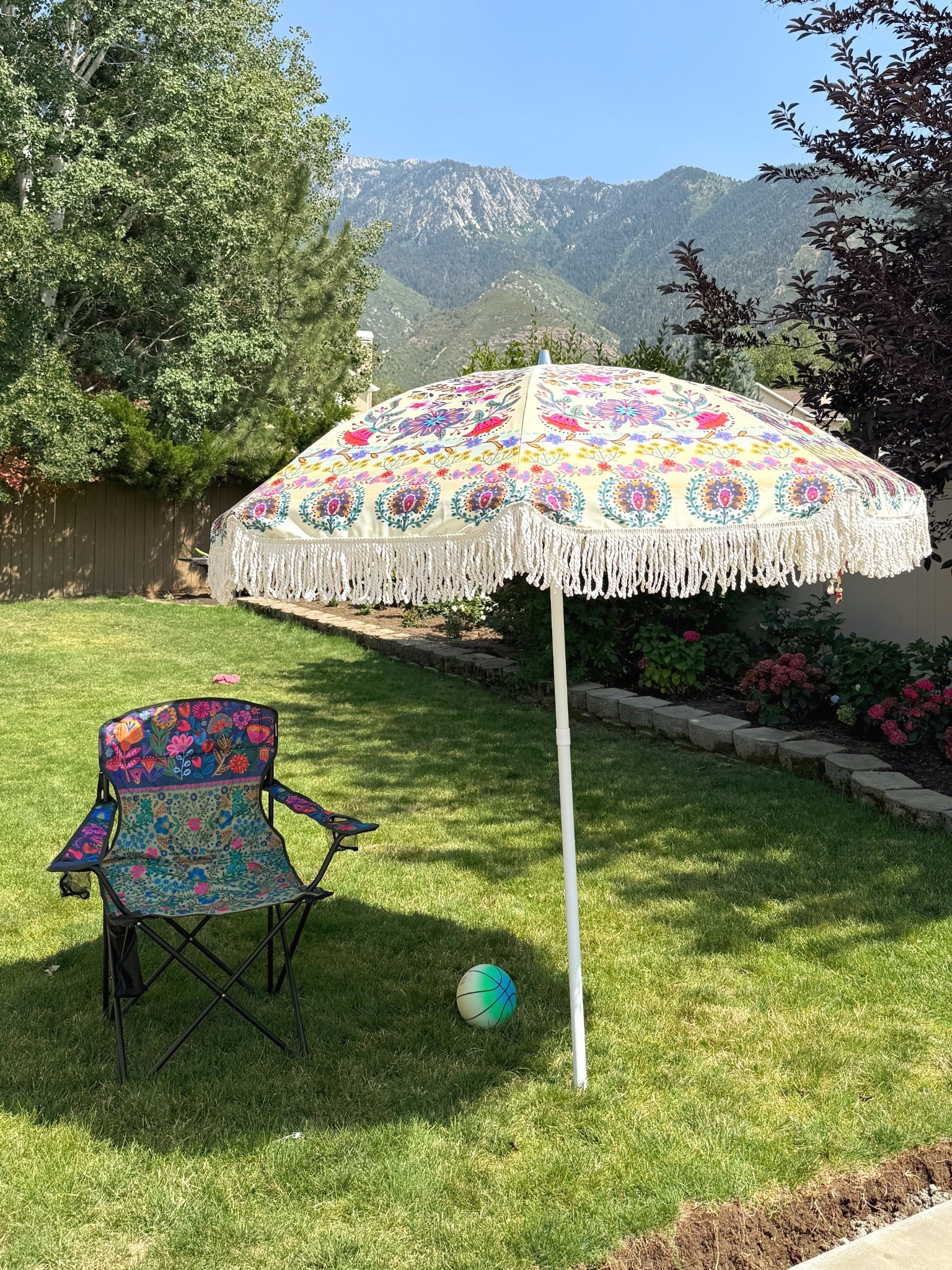 The cutest sun umbrella & camp chair ever 😍

#LTKHome #LTKSeasonal