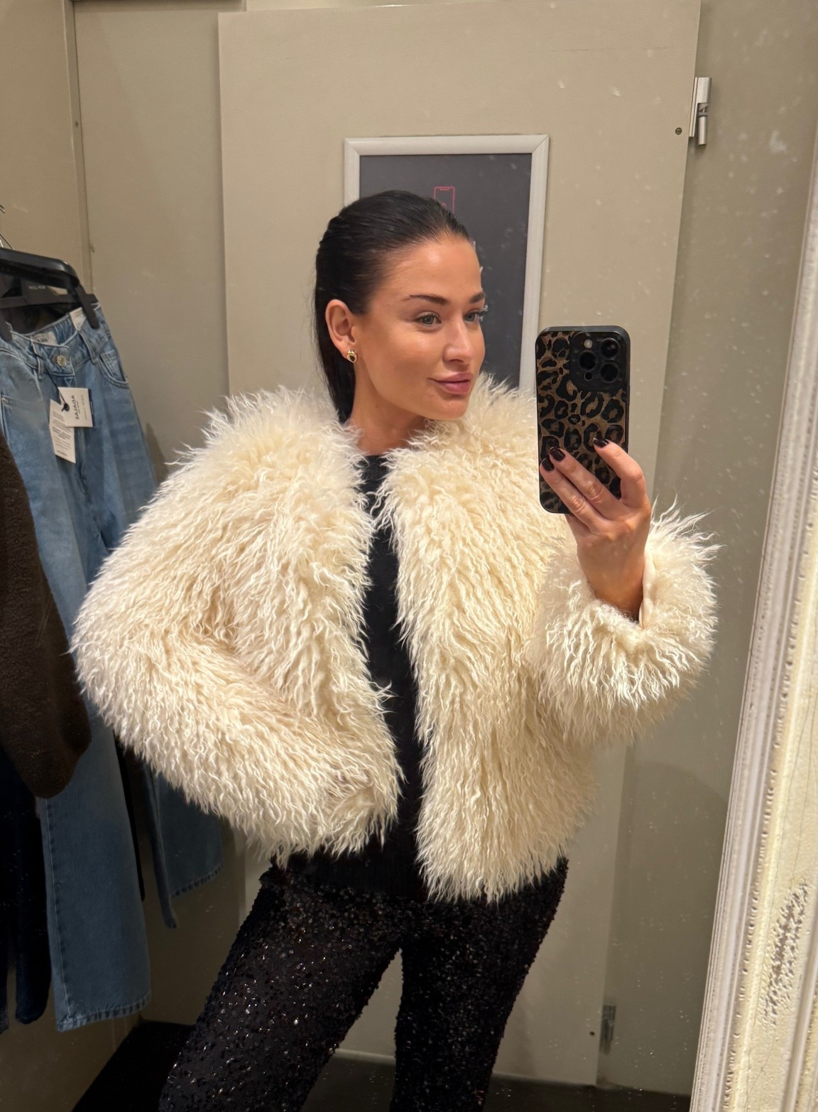 Get 50% off plus an extra 10% with code CYBERYAY 