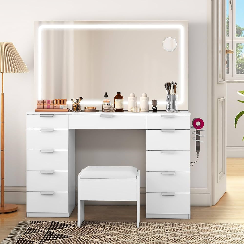 YITAHOME Vanity Desk Set with Large Lighted Mirror and Power Outlet, 46" Makeup Vanity with 11 Dr... | Amazon (US)