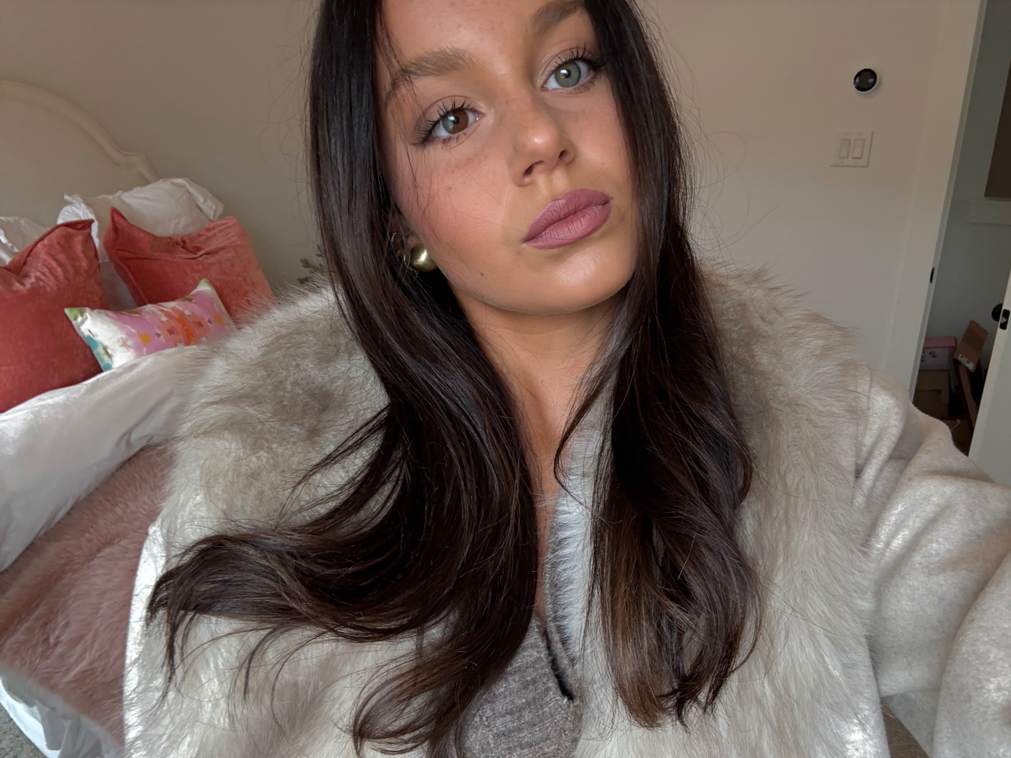 Been loving my lip combo lately! I’ve been using the merit lip liner in the color Coupe and then using the Charlotte tilbury pillow talk and merit gloss on top!

#LTKFindsUnder50 #LTKSeasonal #LTKBeauty