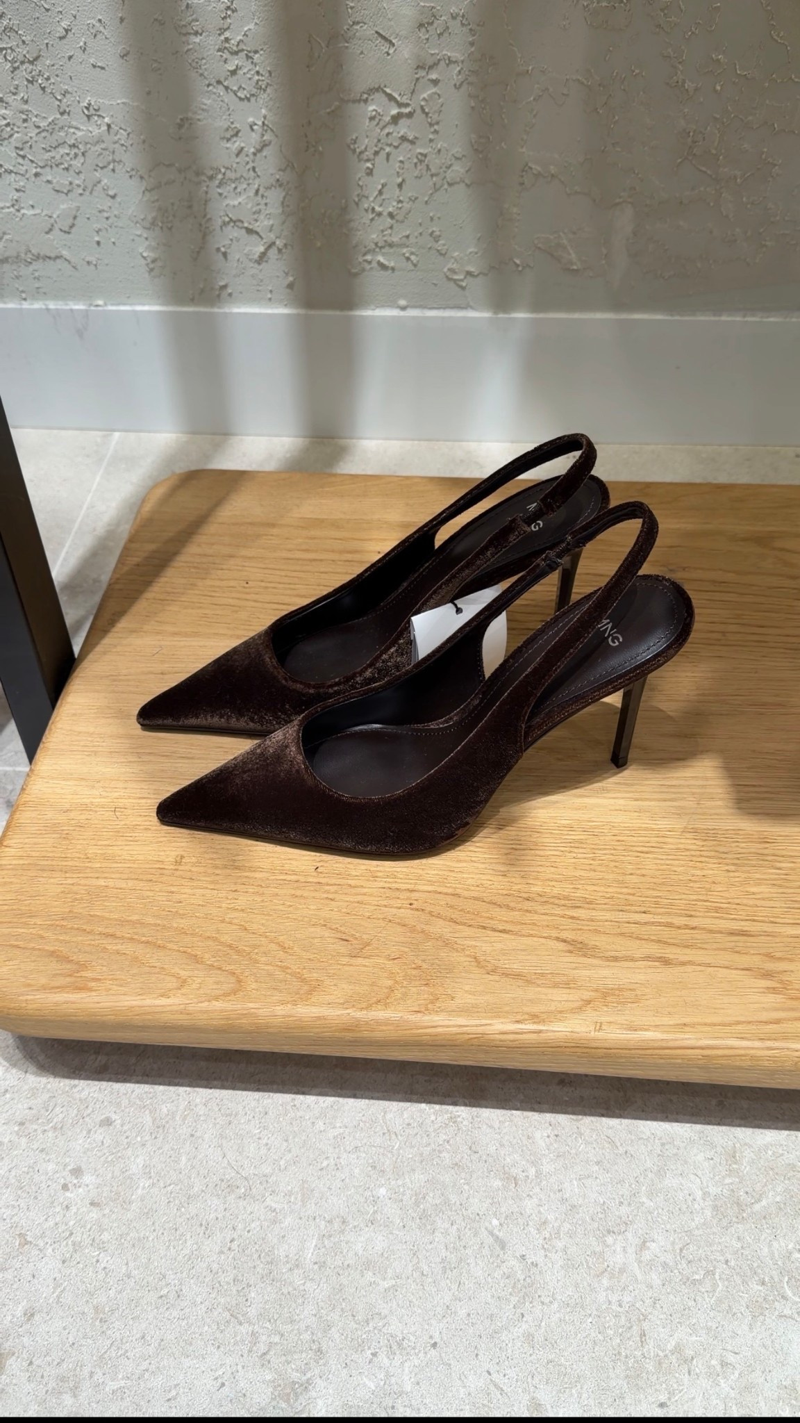 The perfect autumn heel 🤎



#LTKuk #LTKdatenight #LTKautumn