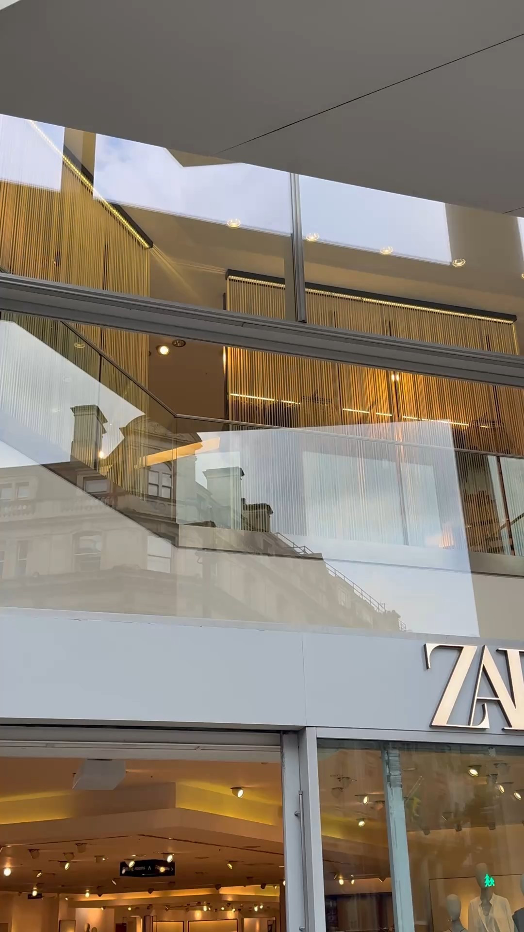 Try on some new season Zara jackets with me. I loved so many of these 😍

Suede bomber | suede jacket | cropped trench | neutral outfit | Zara new in | outfit ideas | autumn outfits | autumn style | Zara jacket | suede | trench coat 

#LTKuk #LTKstyletip #LTKautumn