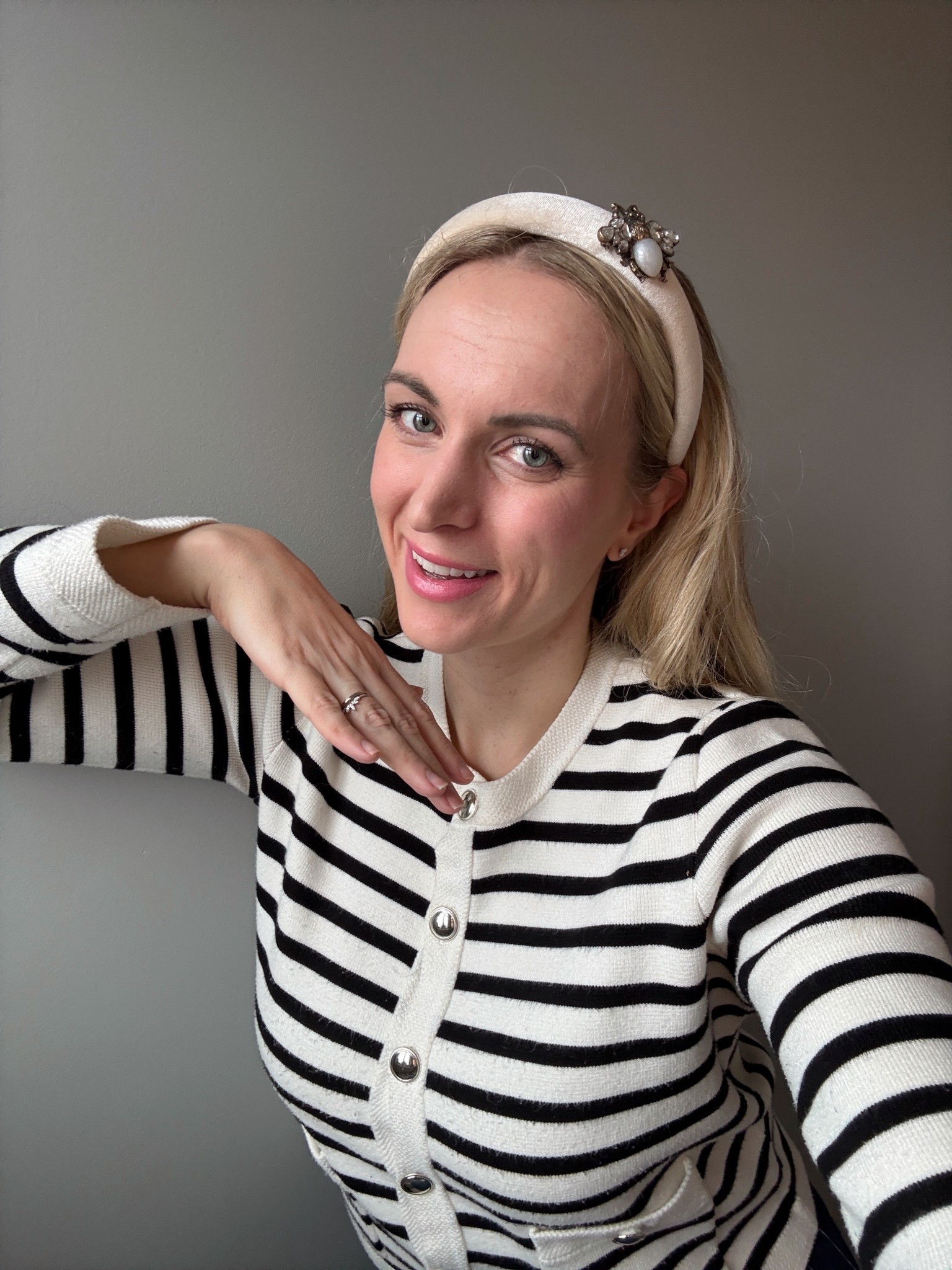 Spring makeup with the prettiest new lipstick! Shade is “grapefruit pucker”
. 
Mac makeup - L’Oréal makeup - mascara - tubing mascara 

#LTKFindsUnder50 #LTKBeauty