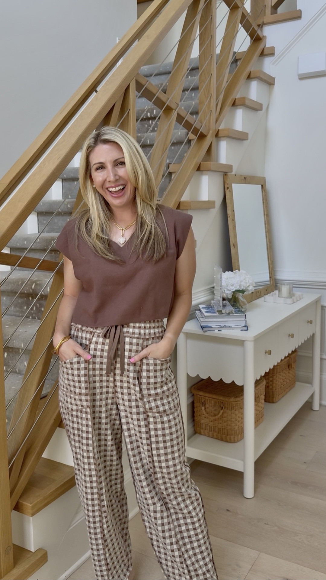 Fall transition outfits: OUTFIT 1, let’s go. 🤎

Chocolate brown + gingham? Have my heart. Every. Single. Time.

These pants feel like PJ bottoms but look so lux—and honestly, I’m here for the delusion. 😂 You’re going to LOVE this look for everything from lunch with friends + school volunteering to cheering from the sports field all weekend long.

Comfy enough to live in, cute enough to look like you tried. The dream.

#LTKdayinmylife #LTKgrwm #LTKmomlife