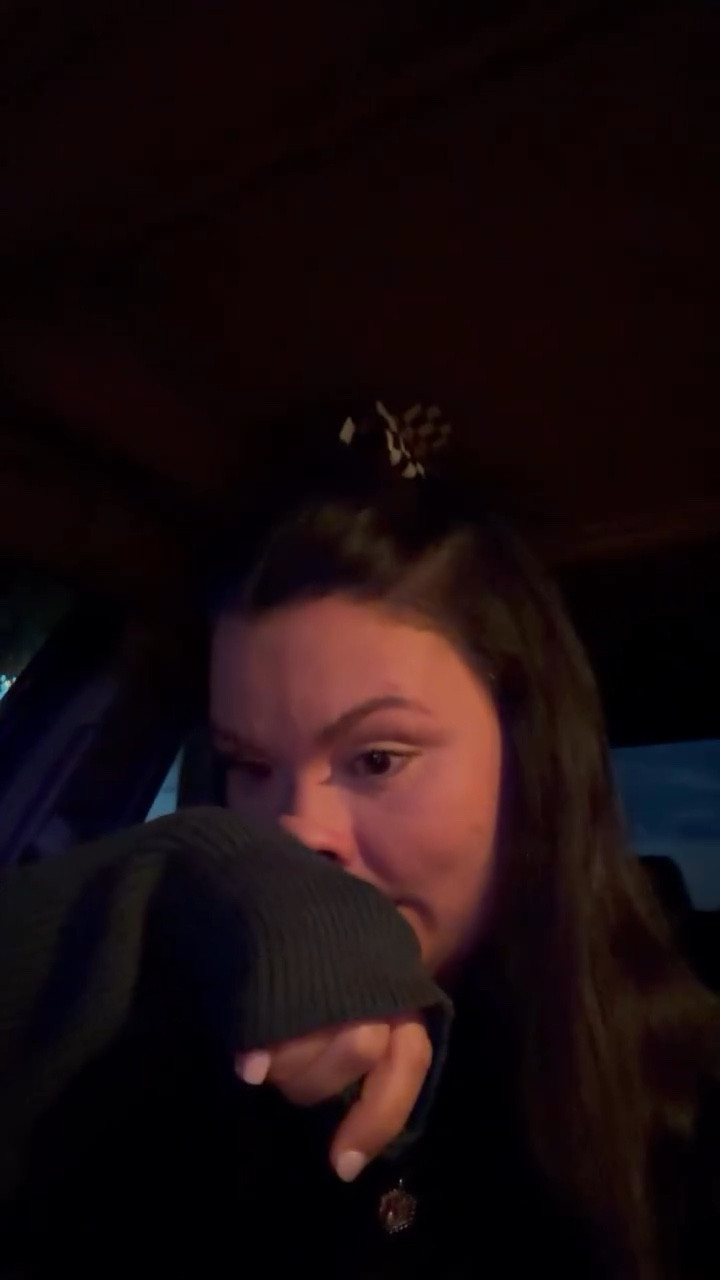 I’m so glad we decided to go out because even though it was a terrible situation in some weird way it felt like we were exactly where we needed to be 😔 I just reeeeally hope the otter is ok 🦦