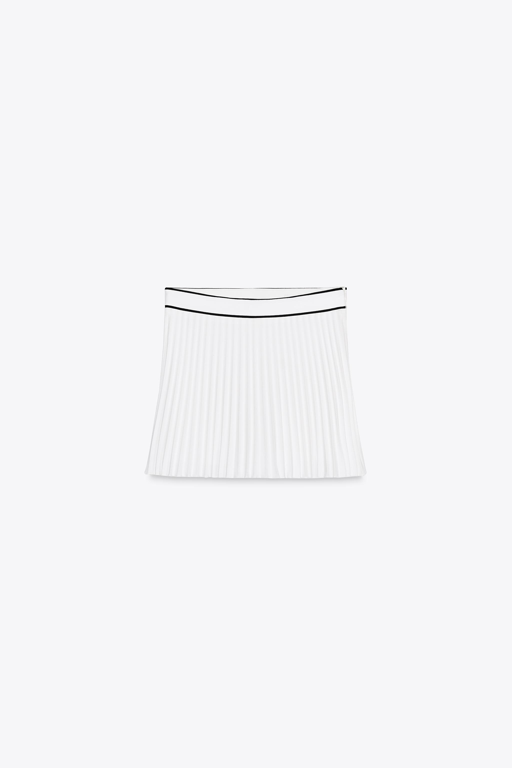 High-waisted skort with pleats. Inner lining. Side zip closure hidden in seam. | Zara US