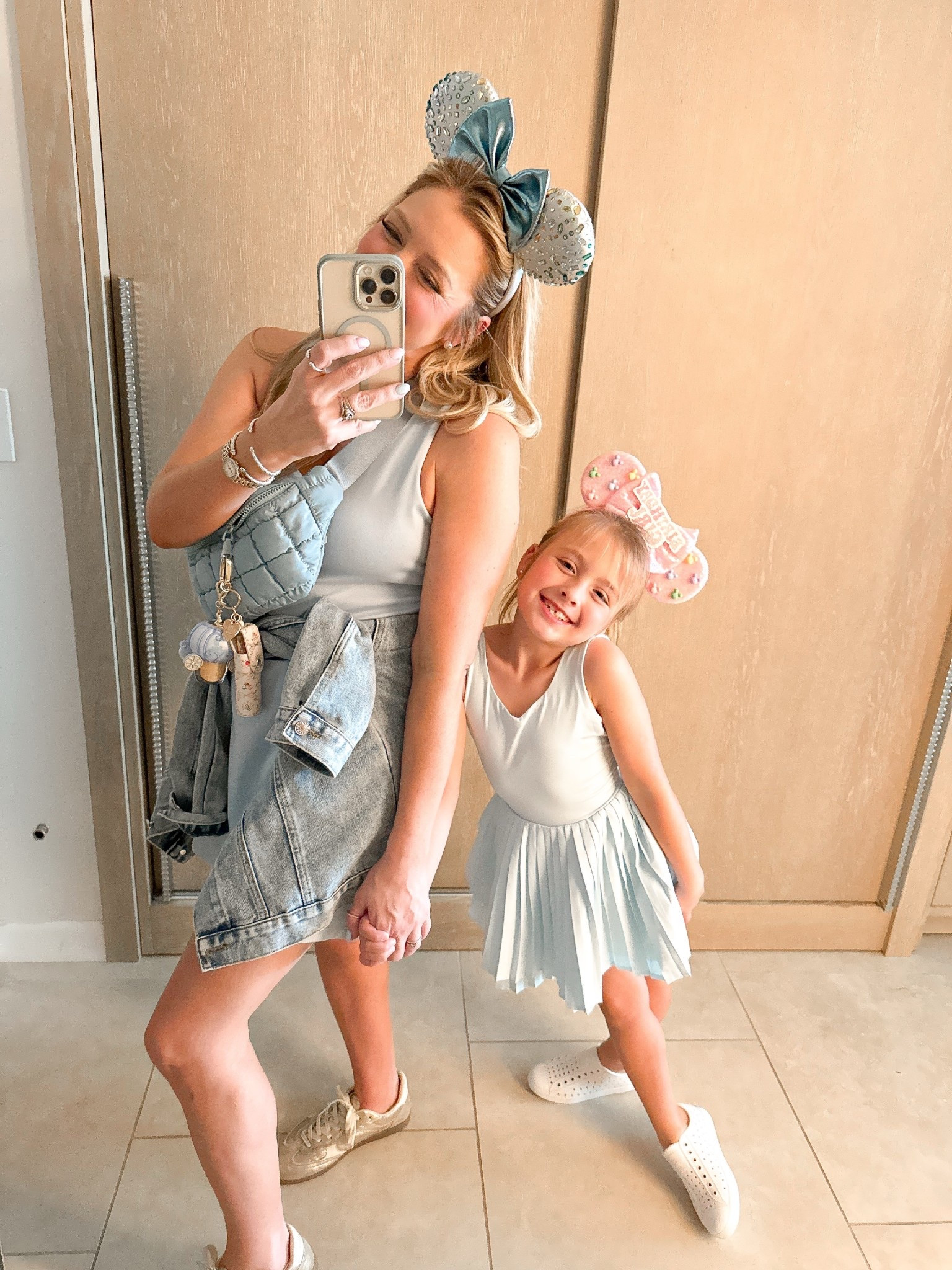 #ootd 

#LTKdayinmylife #LTKgrwm #LTKmomlife