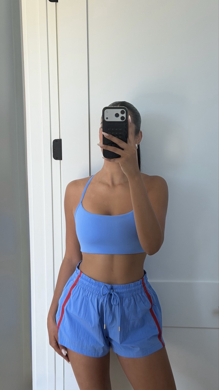 these new Gap everyday workout sets are everything🥹 obviously had to buy 3 colors…

#gap #gaphaul #matchingsets

#LTKootd #LTKfitnessgoals #LTKActive