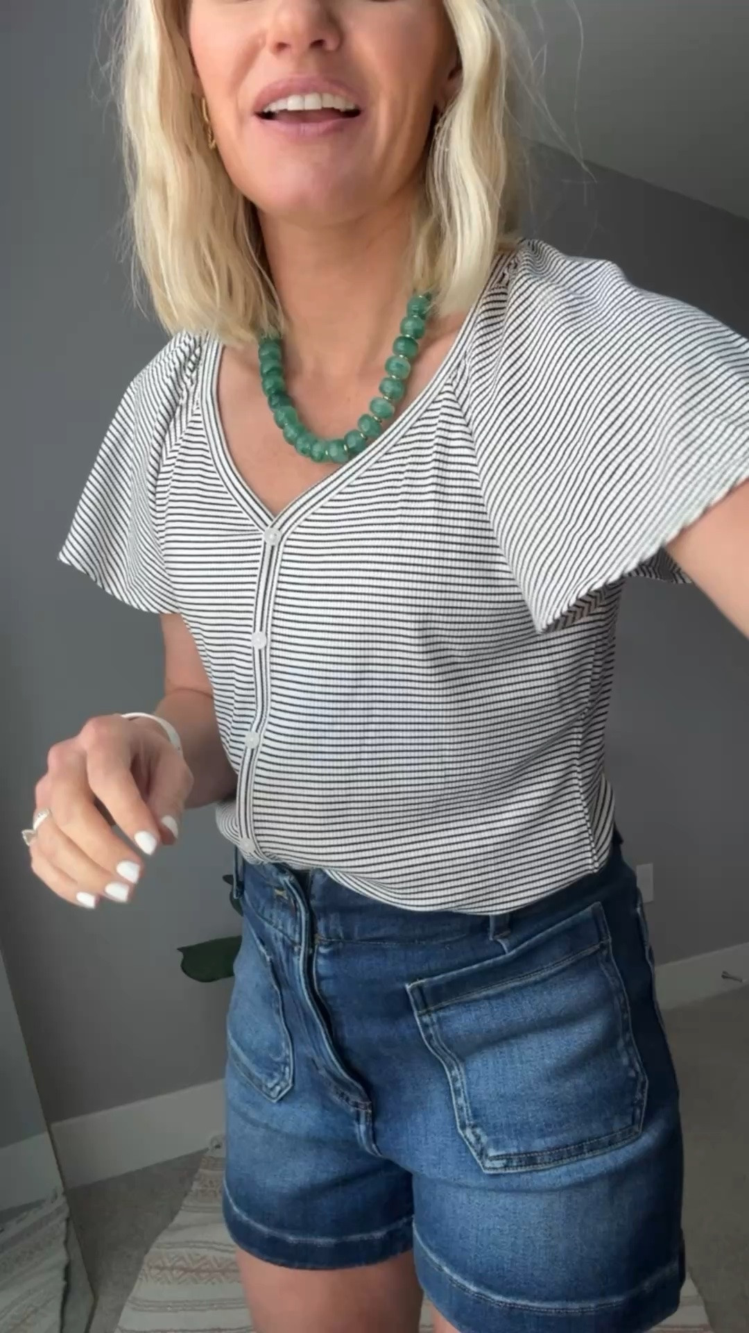 @Kohl's gifted me some money to do a little shopping and here’s what I got! These pieces are perfect for back-to-school teacher outfits! 
Top- small
Shorts- 2

#LTKootd #LTKPetite #LTKSeasonal