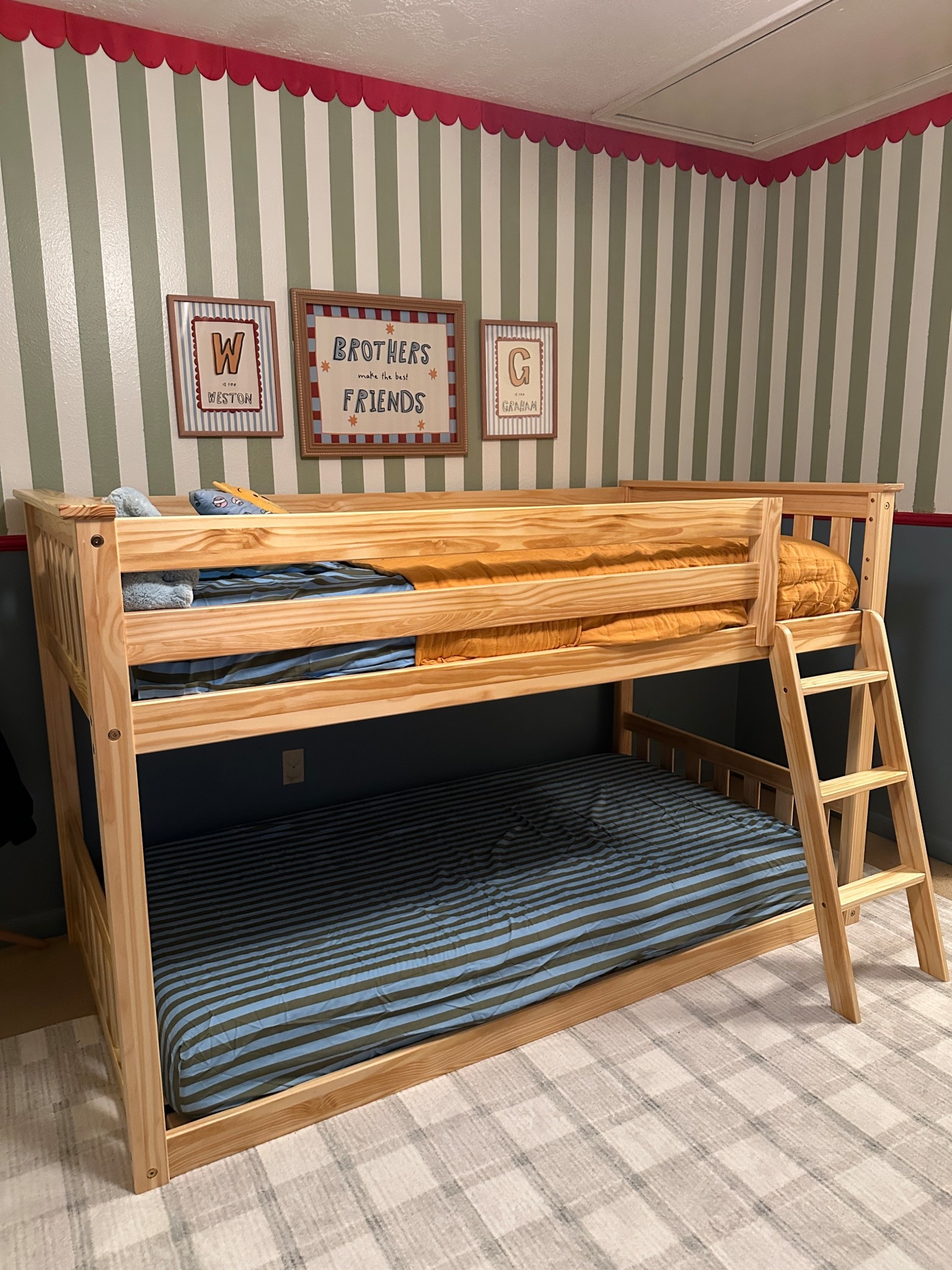 Low twin bed

#LTKHome #LTKBaby #LTKKids