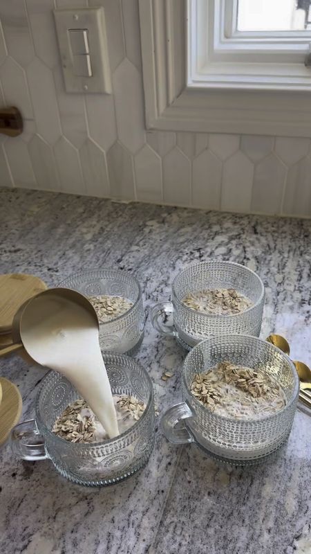 The prettiest mugs for overnight oats 

Amazon 
Home decor 
Coffee mug 
Glass bowls 


#LTKVideo #LTKMostLoved #LTKhome