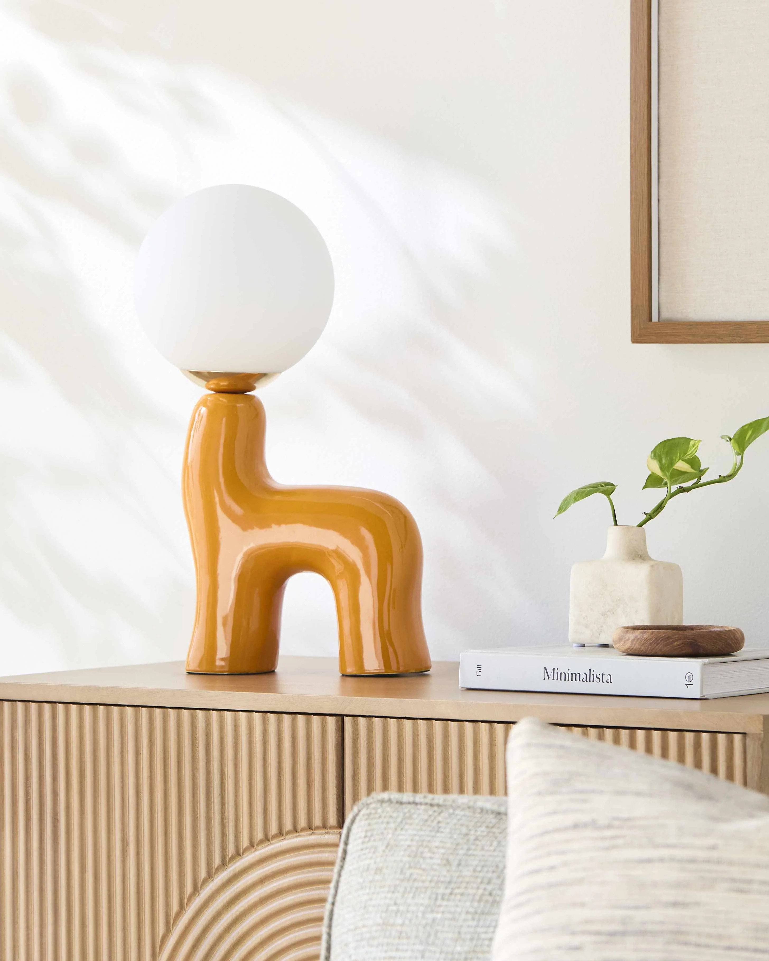 Lindoeste Table Lamp | Boutique Rugs