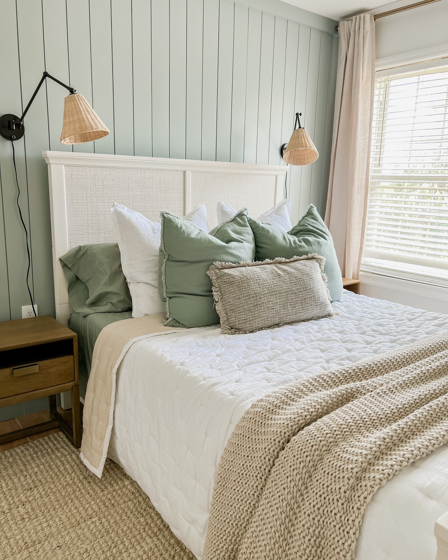 Lake house bedroom

#LTKhome