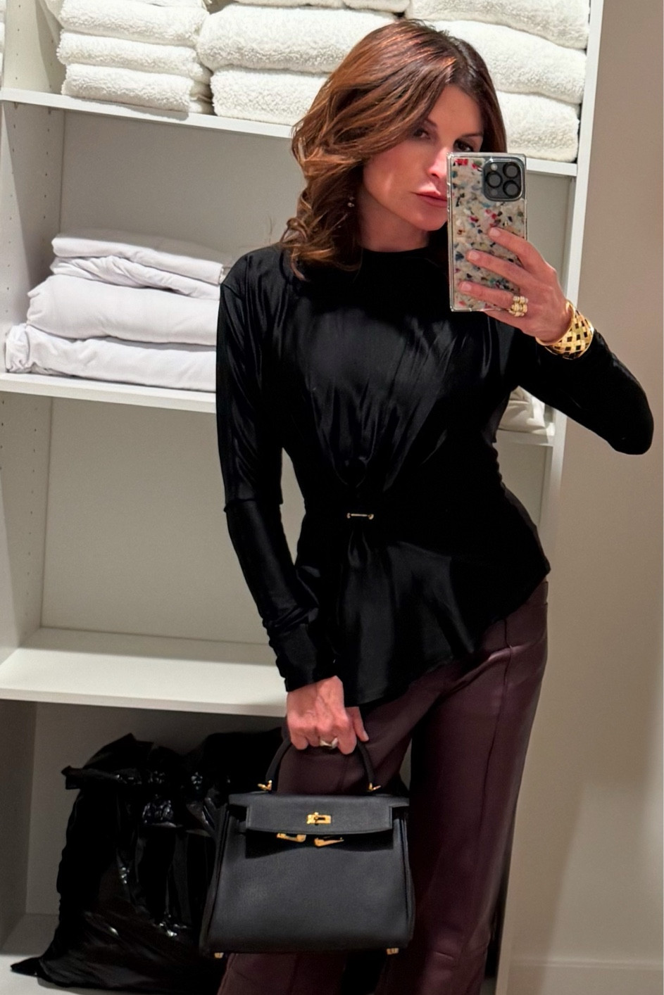 What I Wore to a holiday party!

I’ve linked similar items below. Message me if you need help planning your holiday wardrobe! 

❤️ EAB

#LTKSeasonal #LTKStyleTip #LTKHoliday