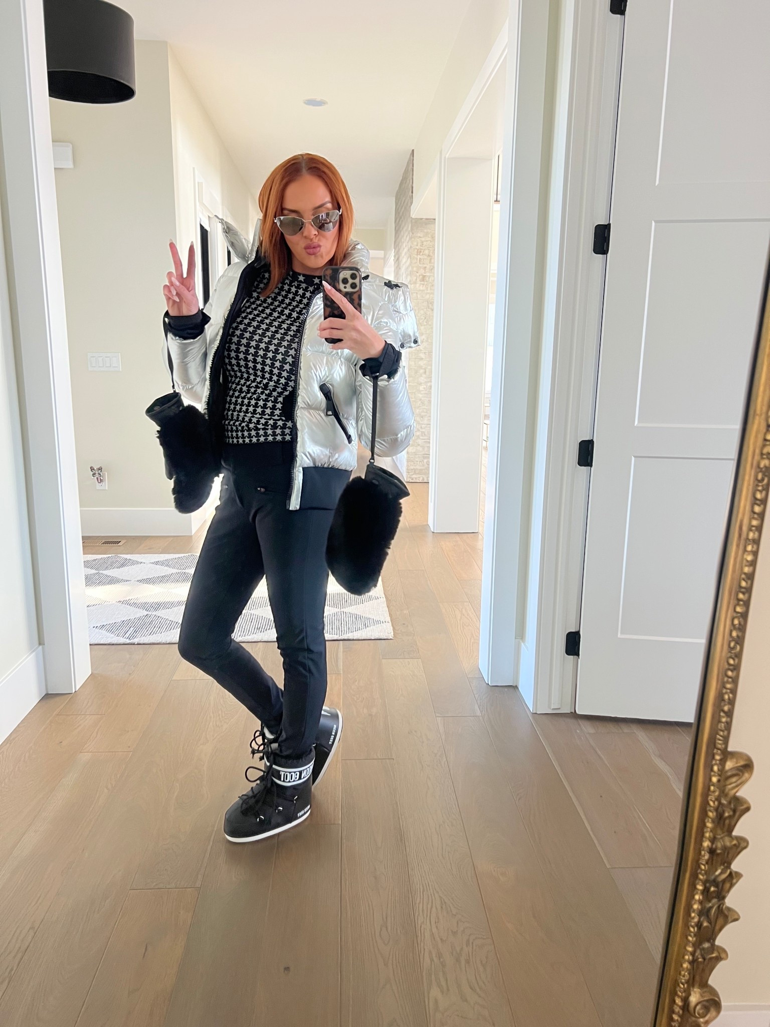 Gearing up for bad weather ❄️🌨️🖤🤍