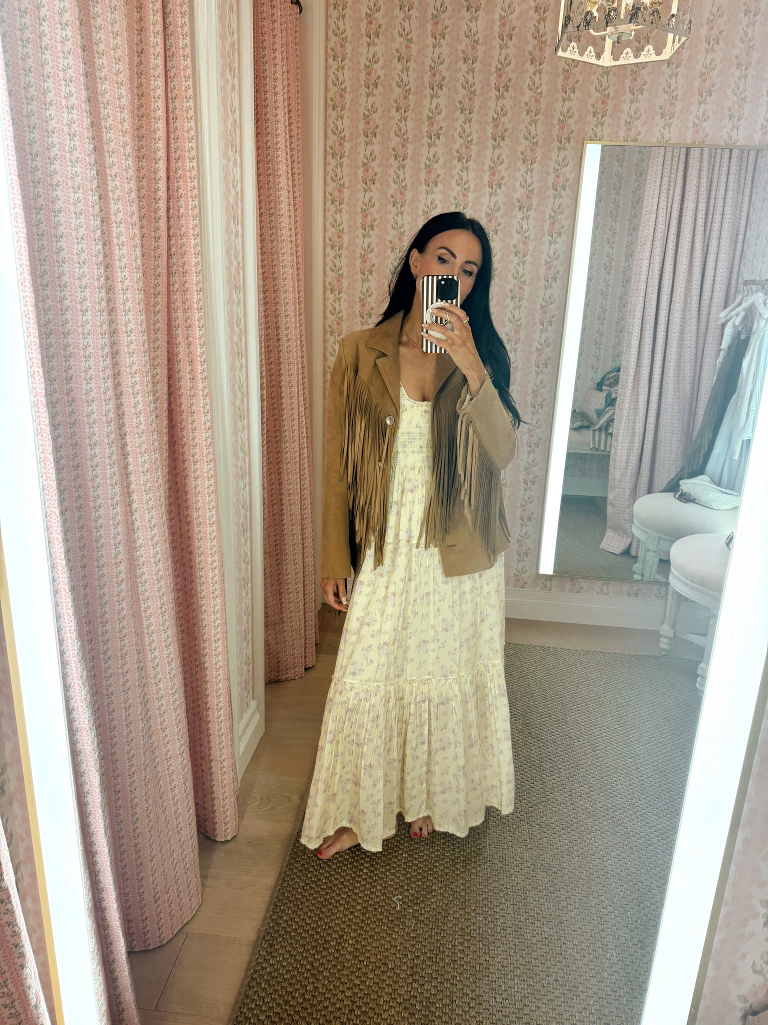 All of my beautiful prairie girl vibes in one fit. Loved this dress on! 
