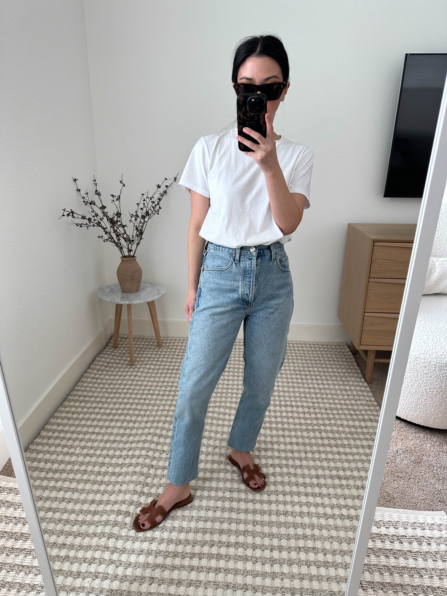 AGOLDE Riley jeans. 

Color is Zephyr
Size 24, TTS
Color similar to Curio - slightly more blue
No stretch
26.5” inseam
11” rise

Petite Style, Neutral outfit, capsule wardrobe, minimal style, street style outfits, Affordable fashion, Spring fashion, Spring outfit,


#LTKFind #LTKstyletip