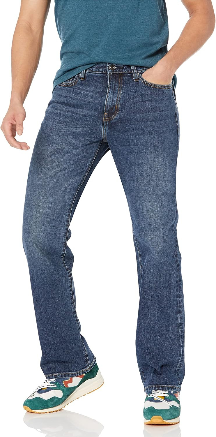 Amazon Essentials Men's Straight-Fit Bootcut Jean - Discontinued Colors | Amazon (US)