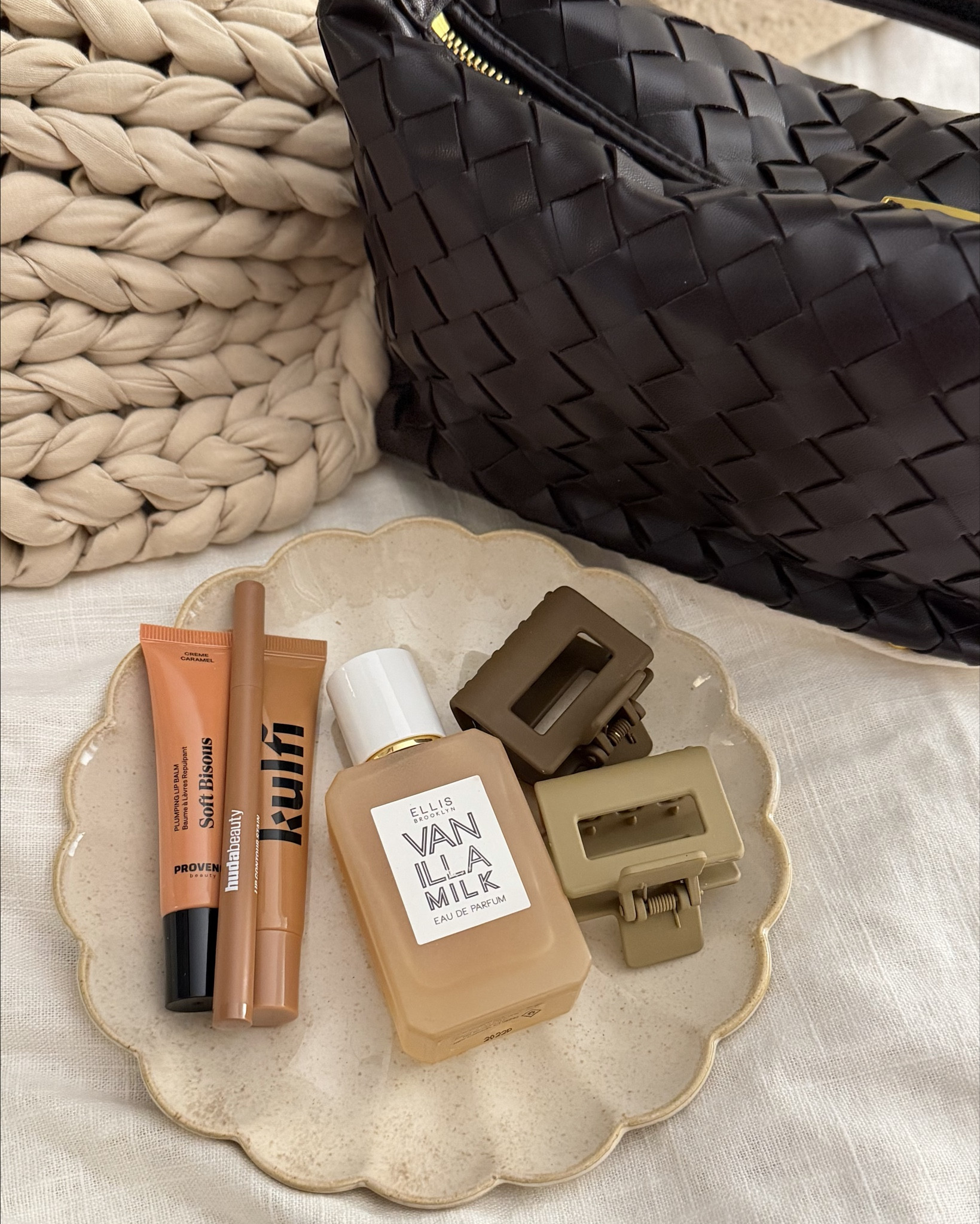 Neutrals + beauty essentials 🤎

#LTKGiftGuide #LTKCyberWeek #LTKHoliday