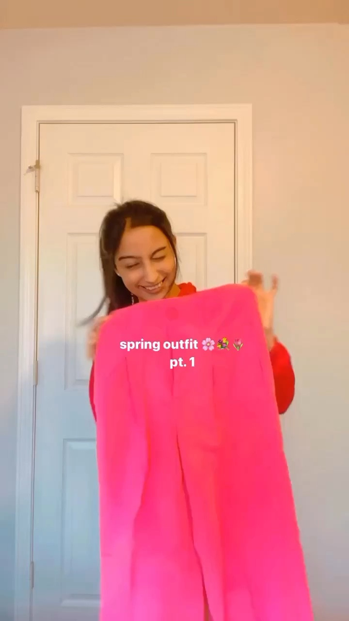 Pink and white spring fit 🩷🤍

#LTKstyletip #LTKSeasonal #LTKVideo
