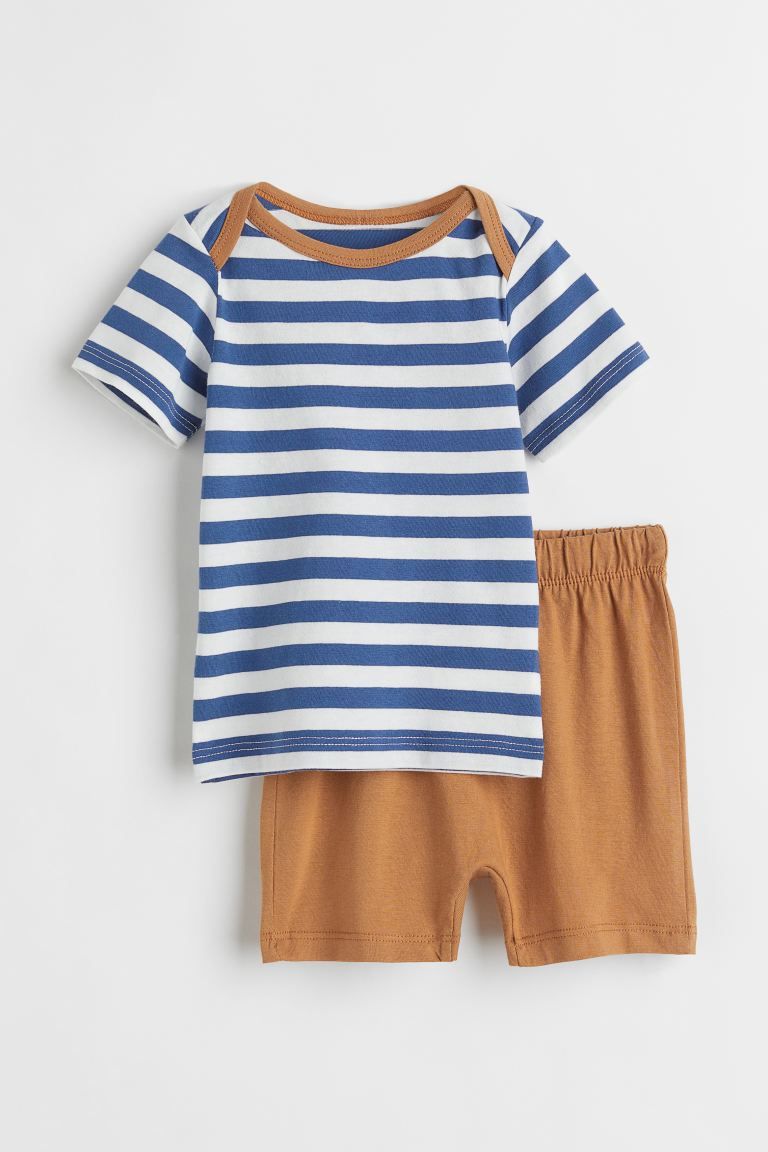 Conscious choice  Set with a T-shirt and shorts in soft cotton jersey. T-shirt with lapped should... | H&M (US + CA)