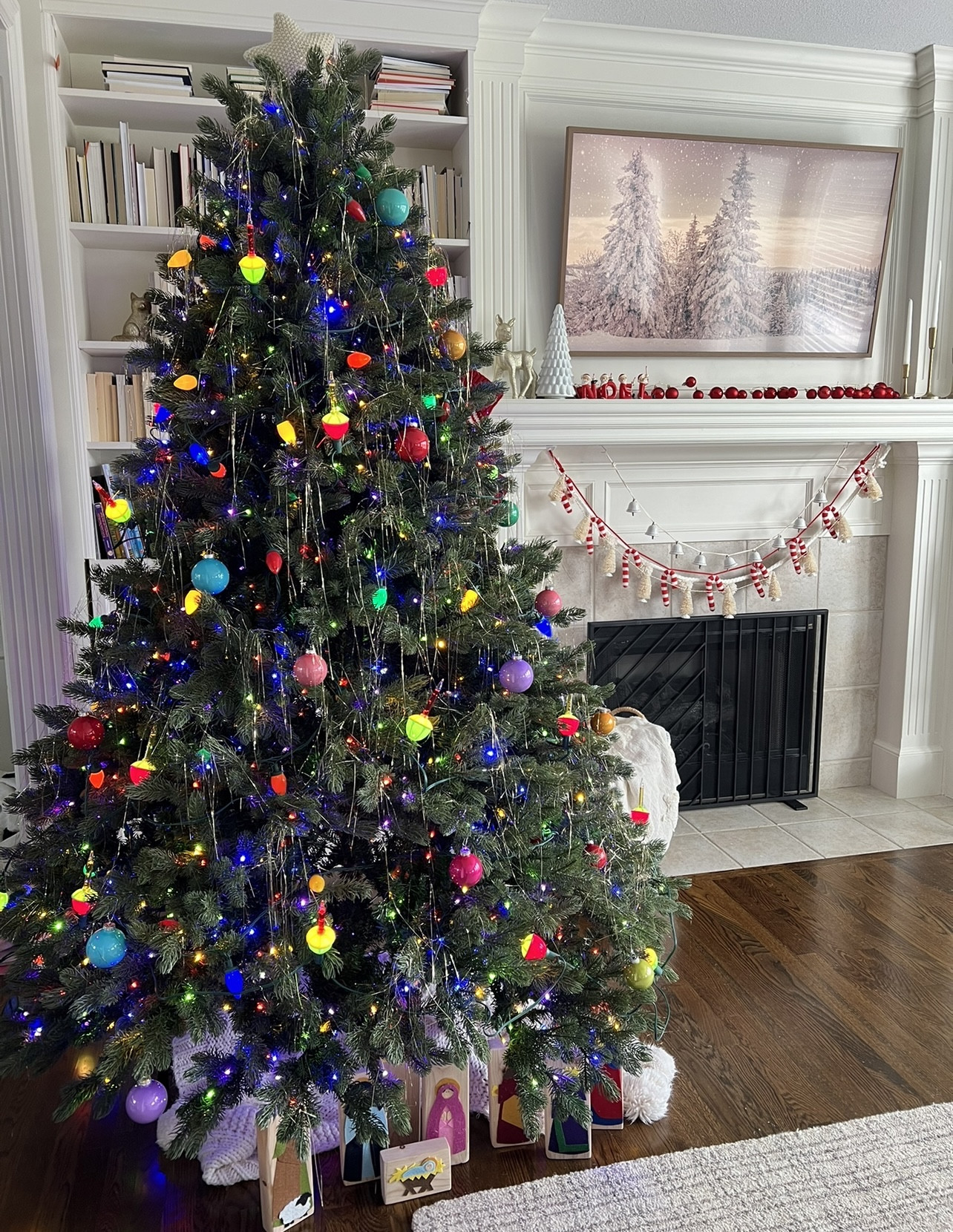 Our Frame TV is on mega sale for Black Friday- it’s $500 off! This or the week of the SuperBowl is probably the best time to buy a tv if you’re on the market! We love this tv- it can double as art and you can customize it with different edged frames. 

#LTKCyberWeek #LTKhome