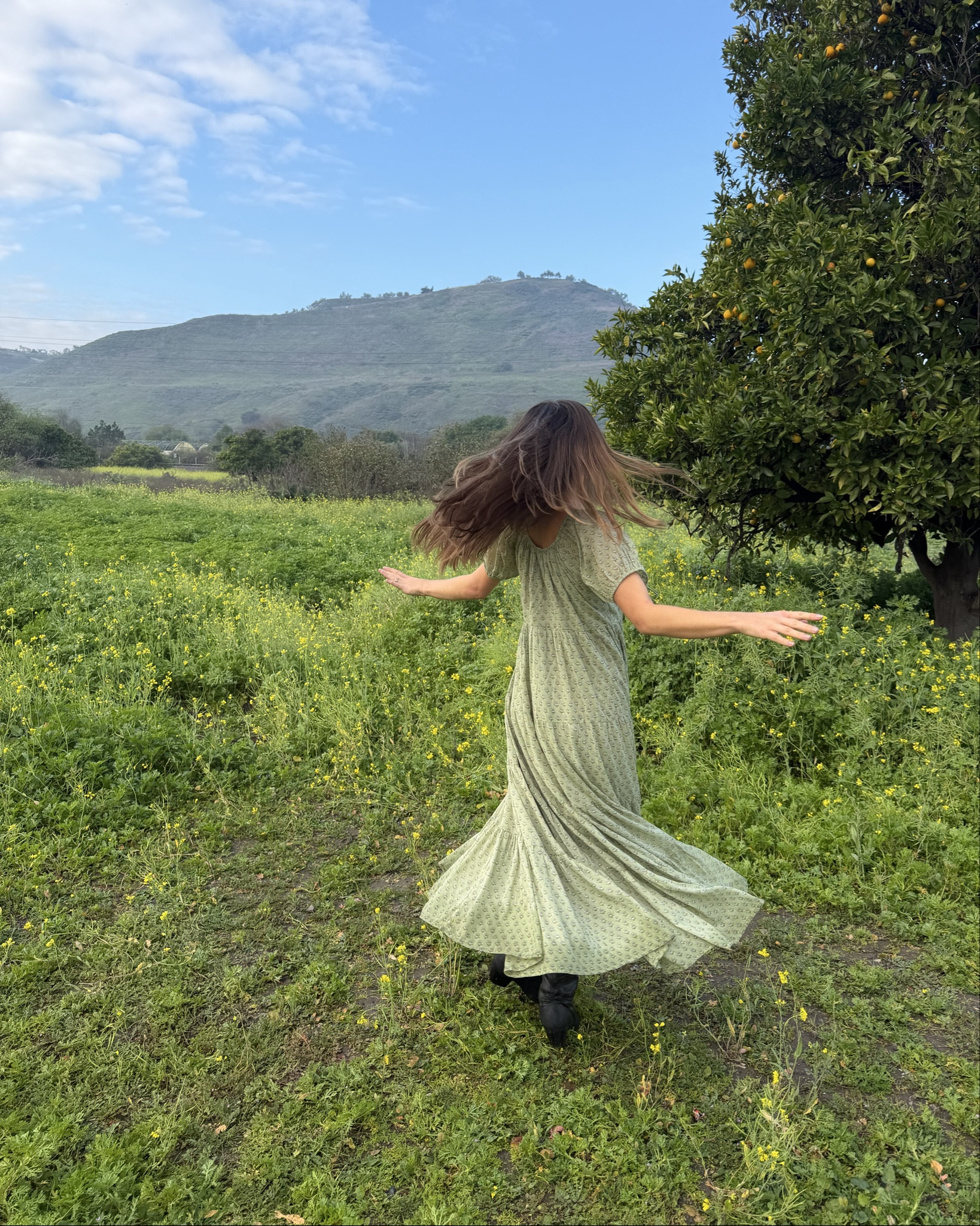Slow sweet days frolicking around in the dreamy green fields wearing my favorite dress!🍋🕊️

#LTKPetite #LTKootd #LTKdayinmylife