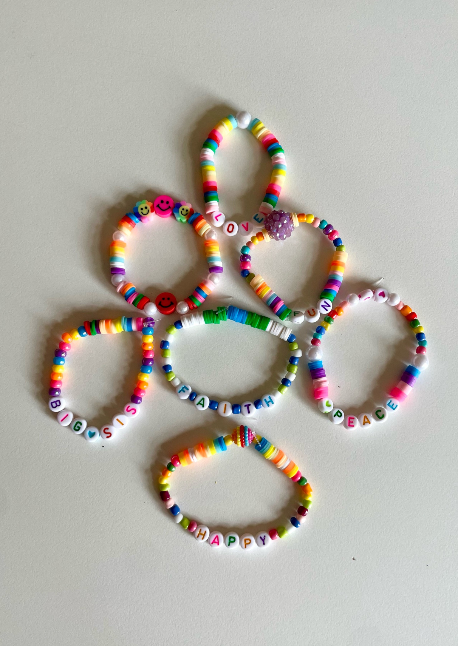 Ellie is super into bracelet making right now and it is so fun! 