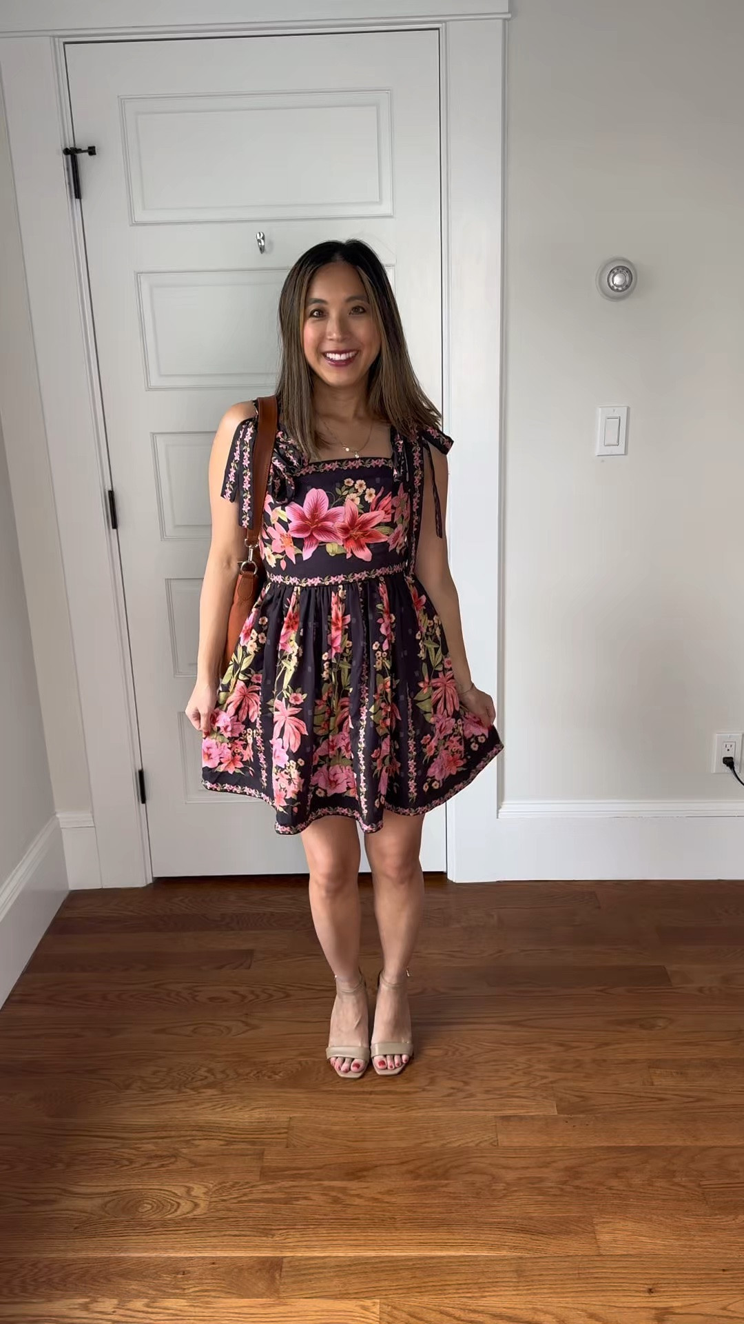 I have a little obsession with pretty floral dresses in the spring 🥰💐