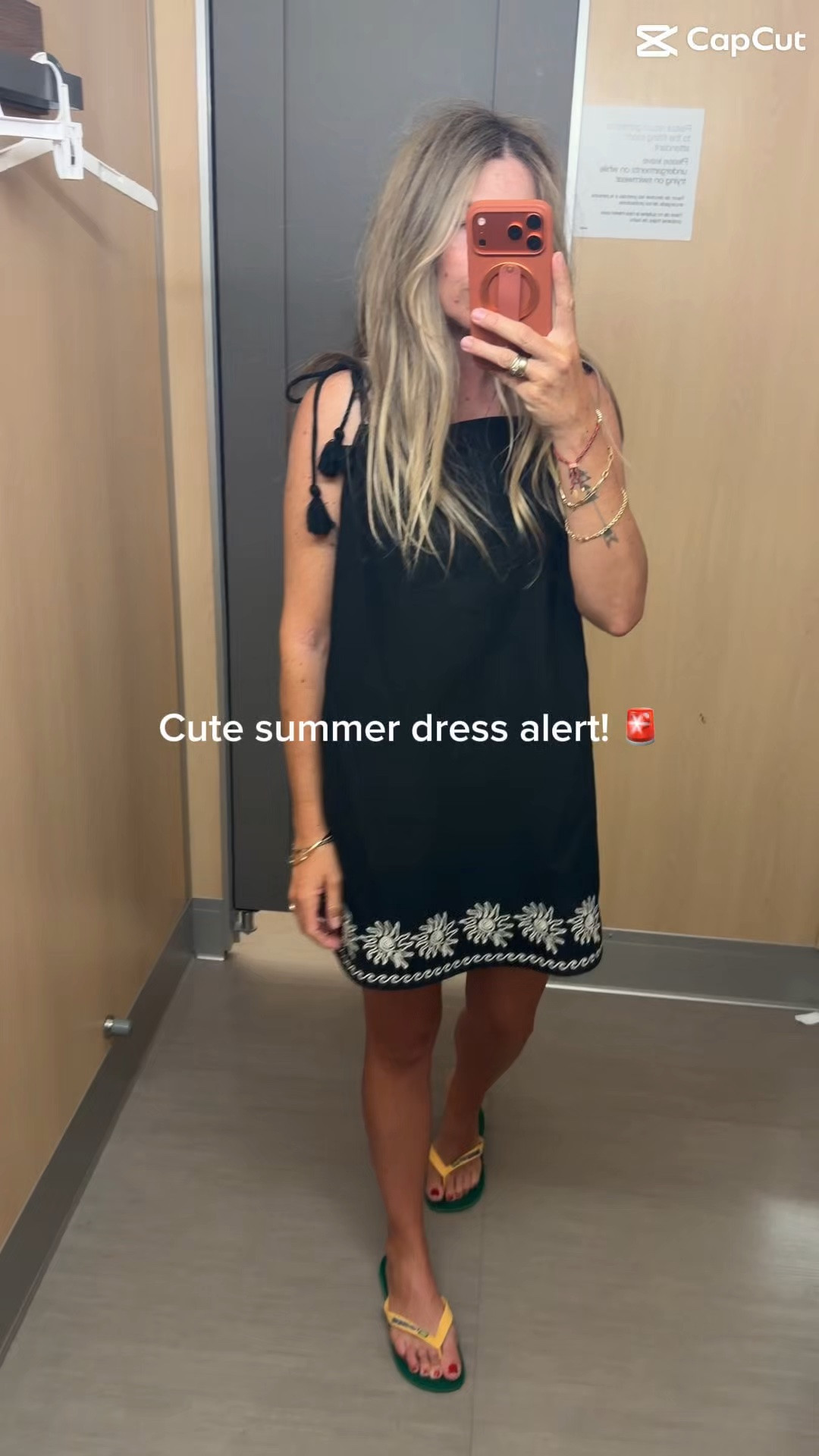 Universal thread mini sundress! ☀️(also available in green)