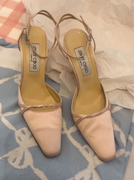 Save search for jimmy choo heels in your size on eBay, Poshmark, the real real and vestiare collective 

Vintage designer heels 
Vintage designer finds under $200

#LTKFind #LTKshoecrush #LTKstyletip