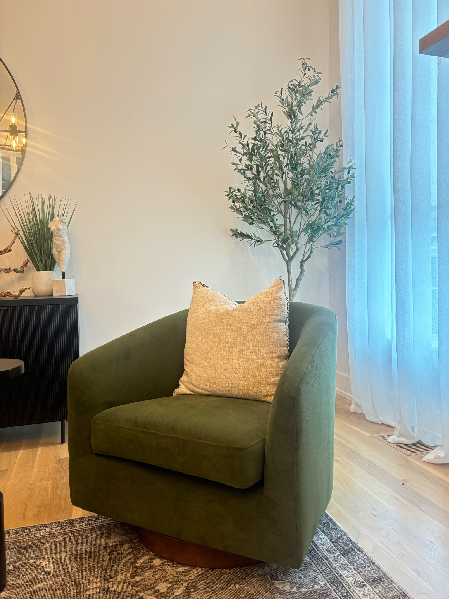 New accent chairs for the living room! Love the pop of green! #amazonhomedecor #amazondecor #homedecor #amazonfurniture 

#LTKHome