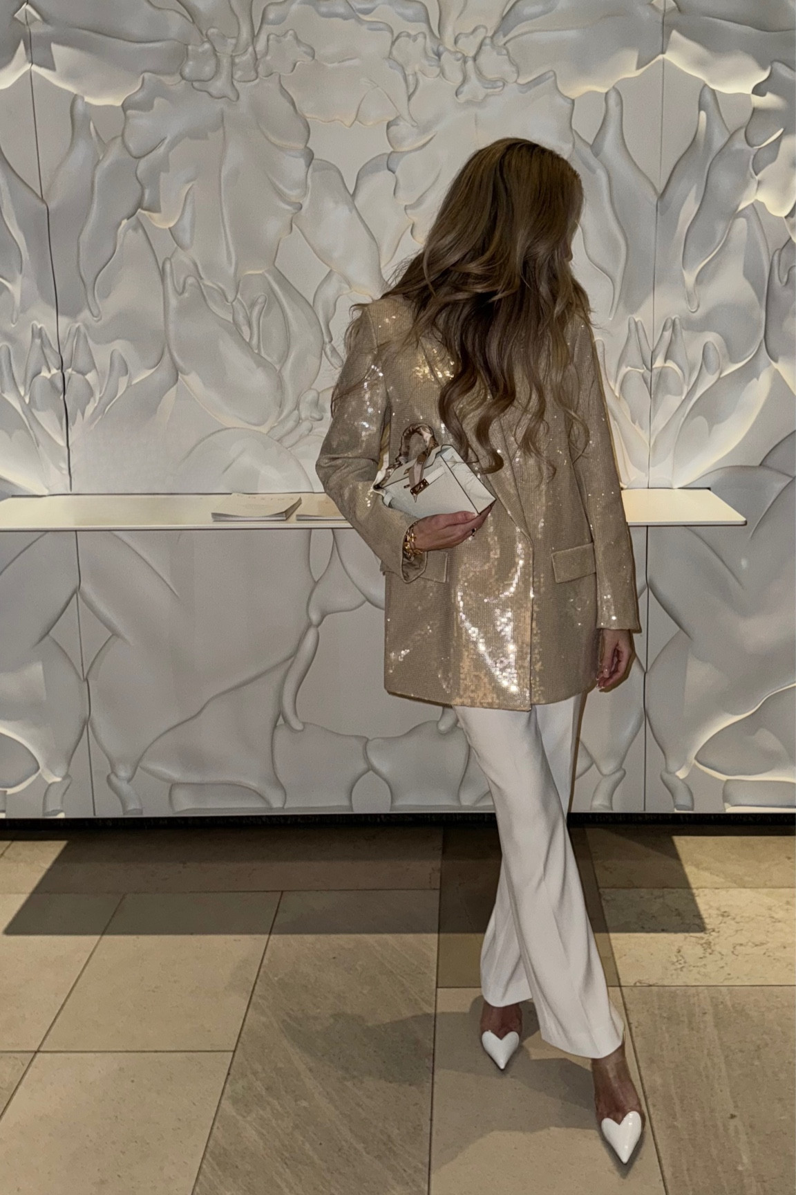 The season of twinkling and sparkling lights calls for a matching festive outfit. This oversized nude sequin blazer is such a steal and such a fashion statement. Here I paired the look with my favorite Alaia heart pumps shoes🤍 #chicstyle #eveningoutfit

#LTKparties #LTKHoliday #LTKSeasonal