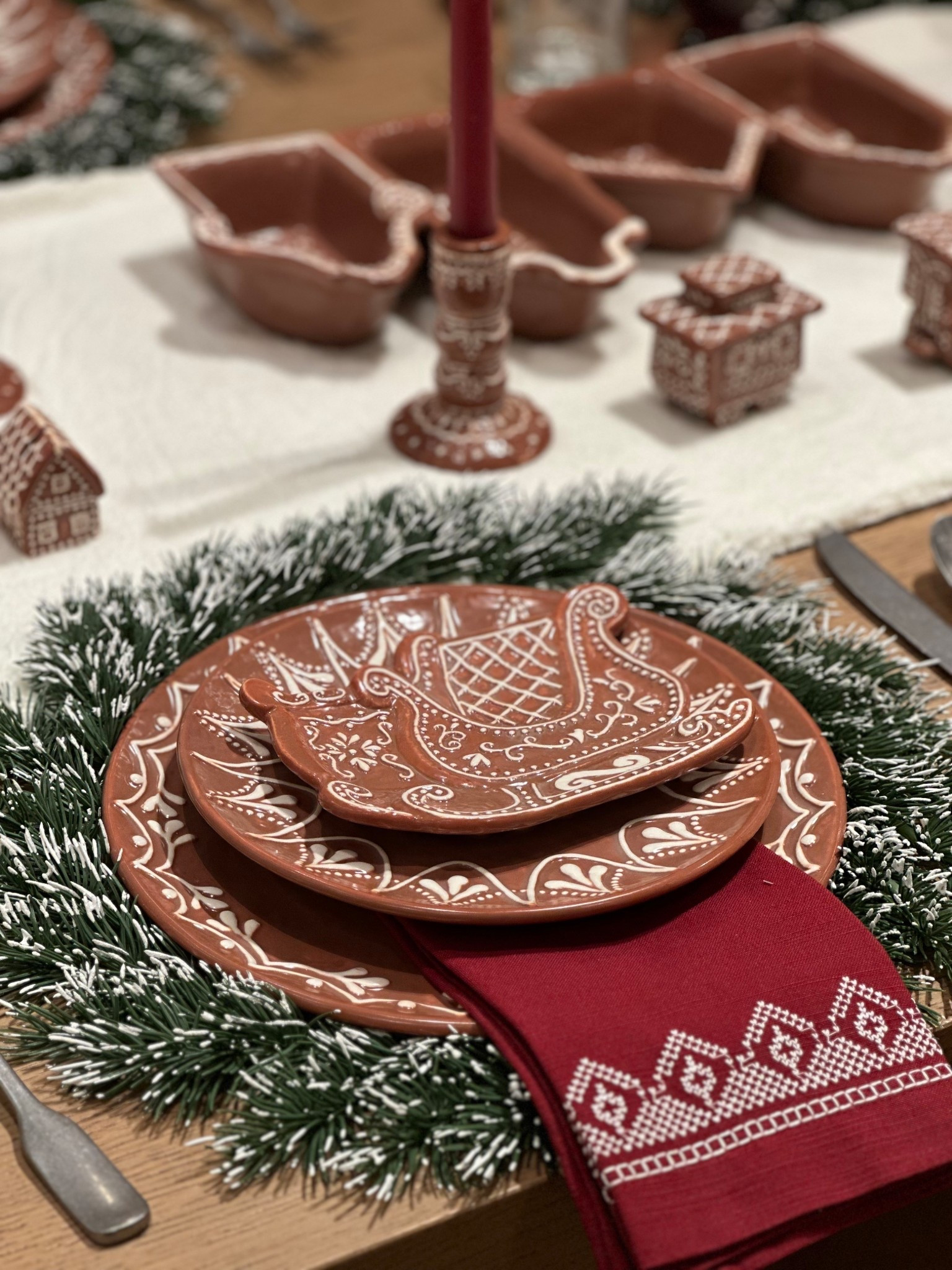 Seasonal Tablescape Idea! 

#LTKSeasonal #LTKHome #LTKHoliday