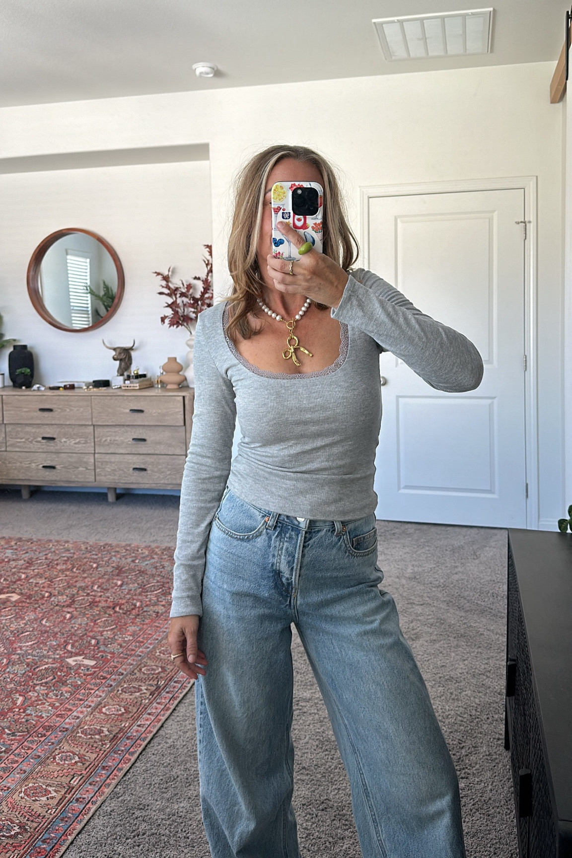 Amazon ribbed long sleeve on prime deal
Wearing size xs


#LTKSaleAlert #LTKCyberWeek #LTKFindsUnder50