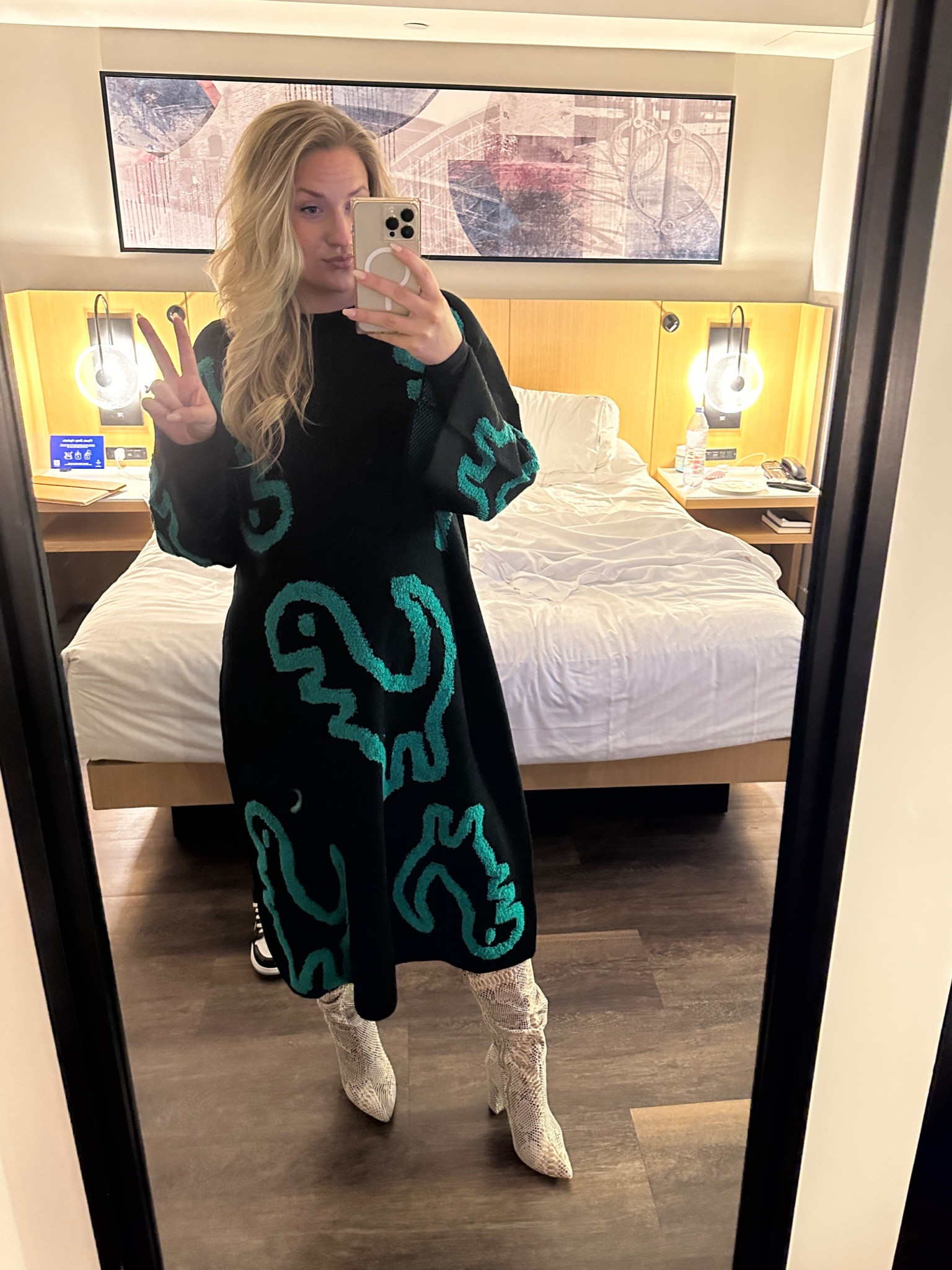 Dino girl. Seriously the most comfortable sweater dress. Feels like I am wearing a blanket!! 

#bumpstyle

#LTKbump #LTKstyletip